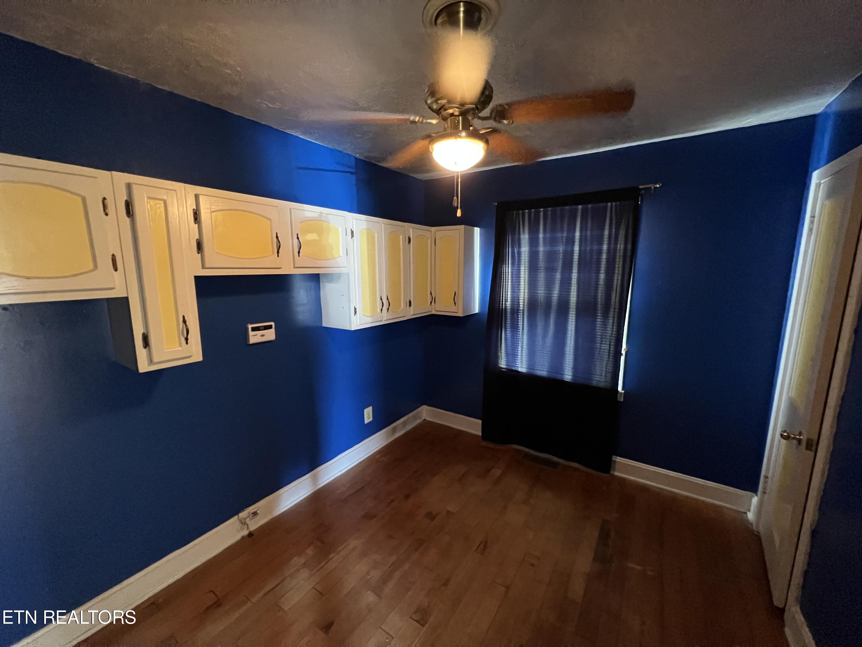 407 E 4th St, LaFollette