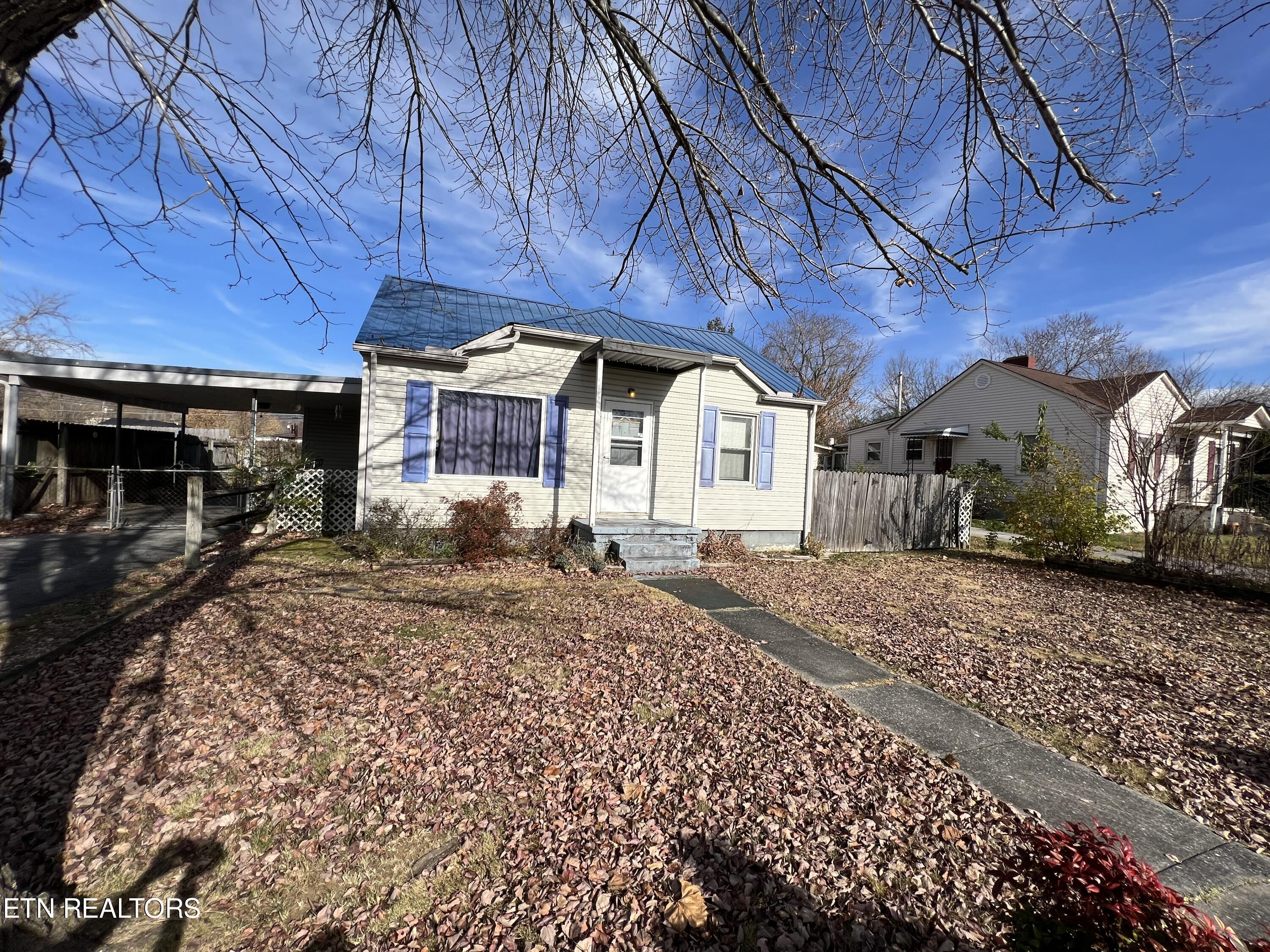 407 E 4th St, LaFollette