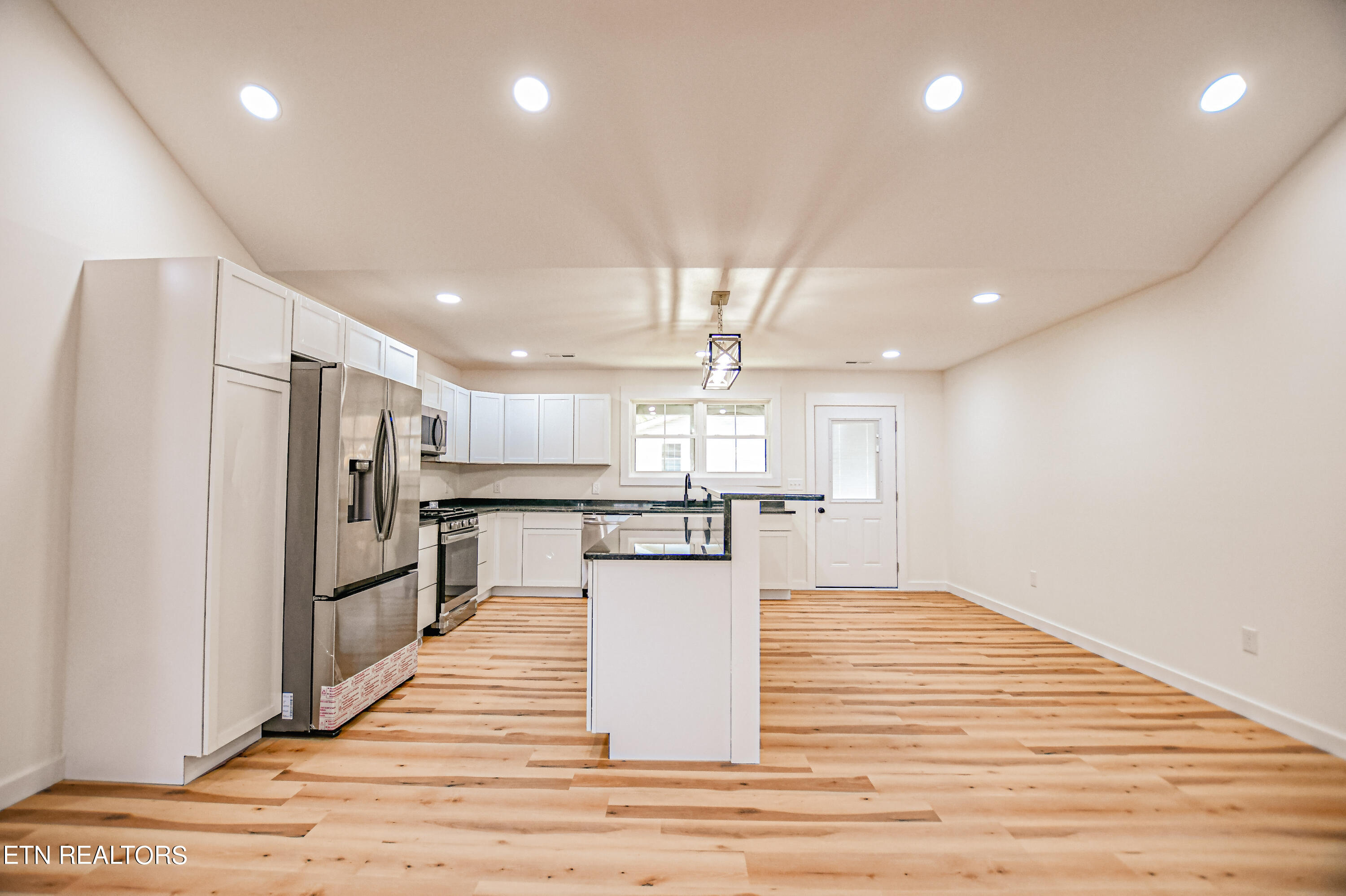 1022 Butter and Egg Rd