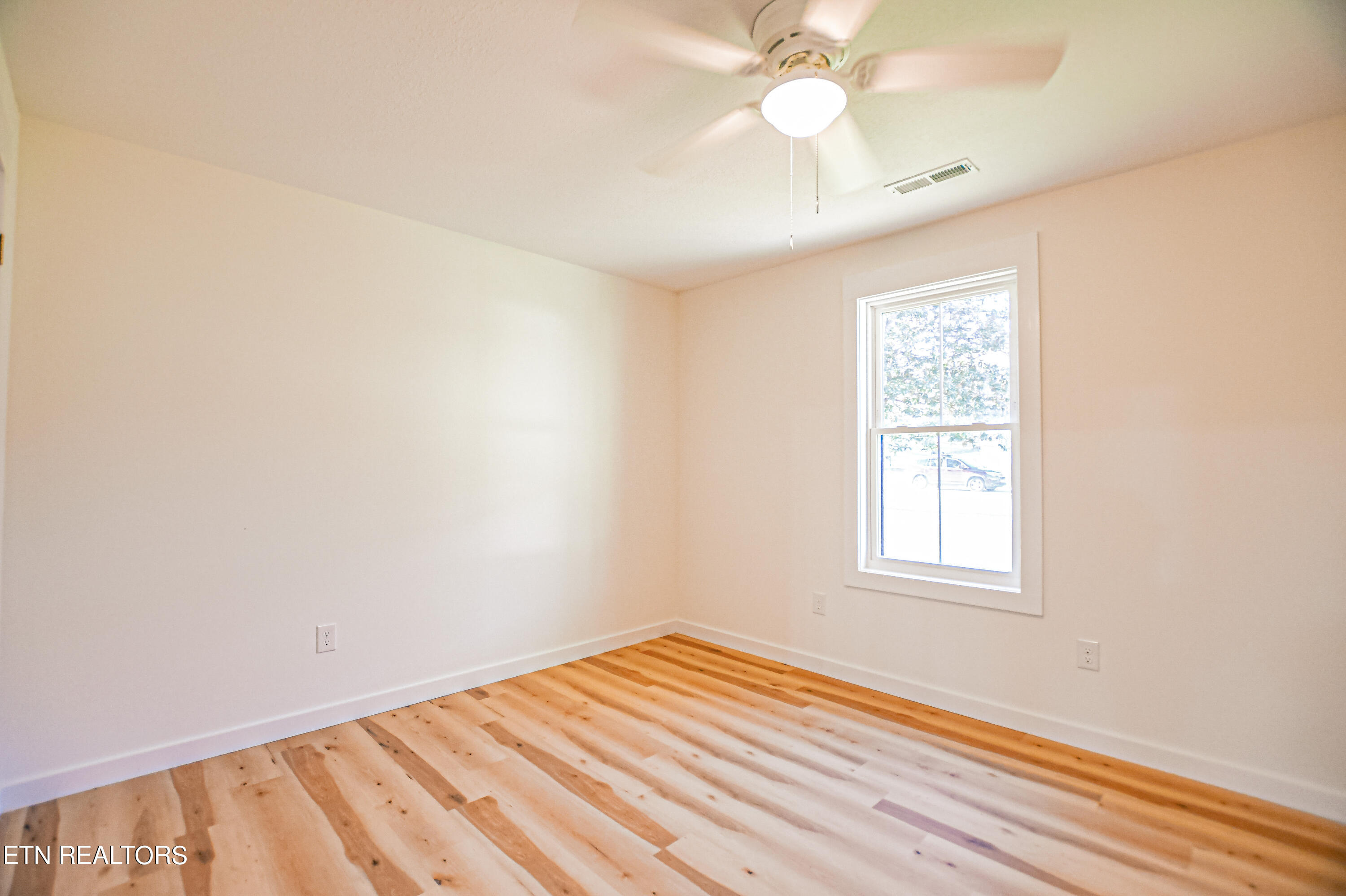 1022 Butter and Egg Rd