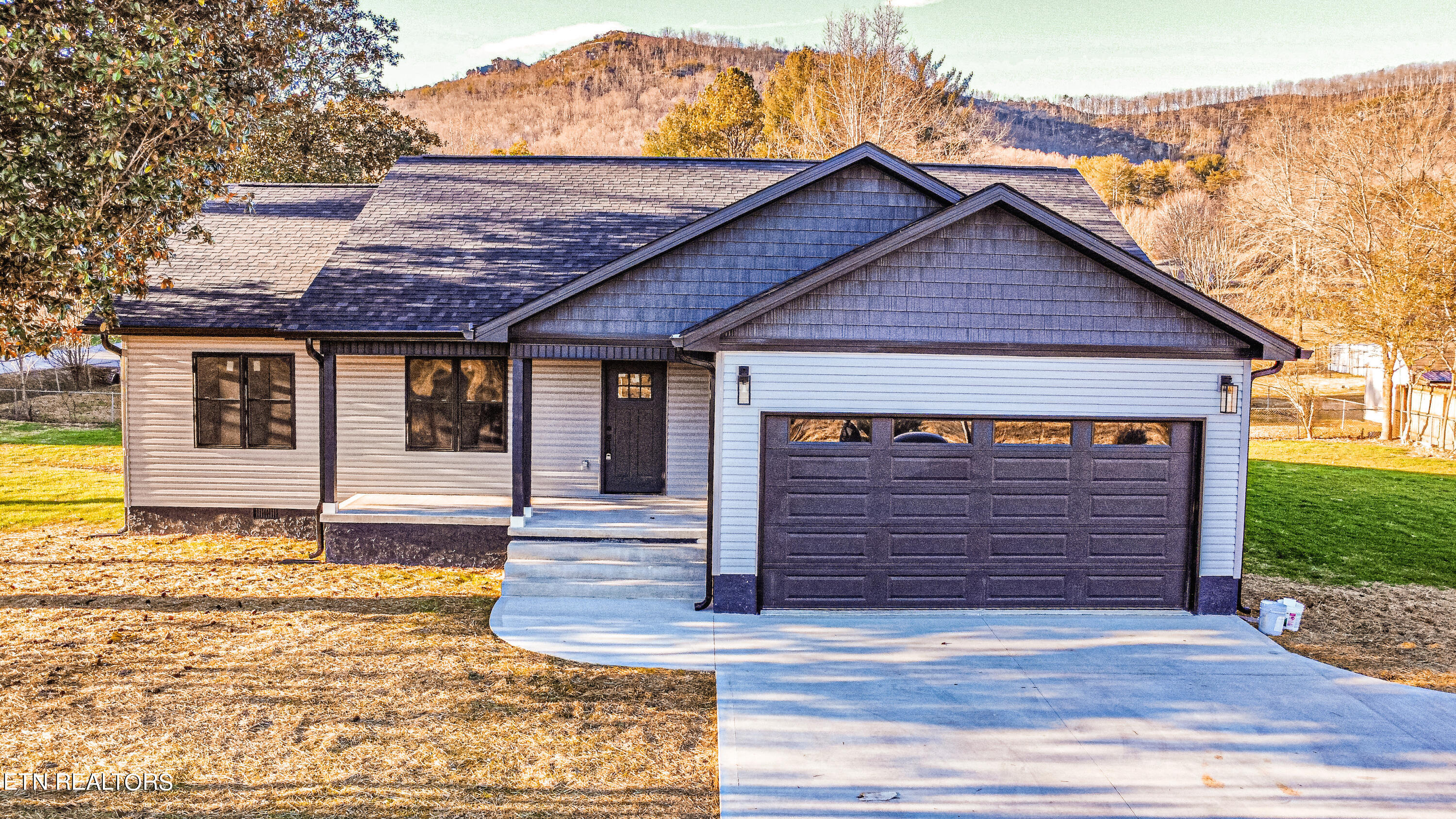 1022 Butter and Egg Rd