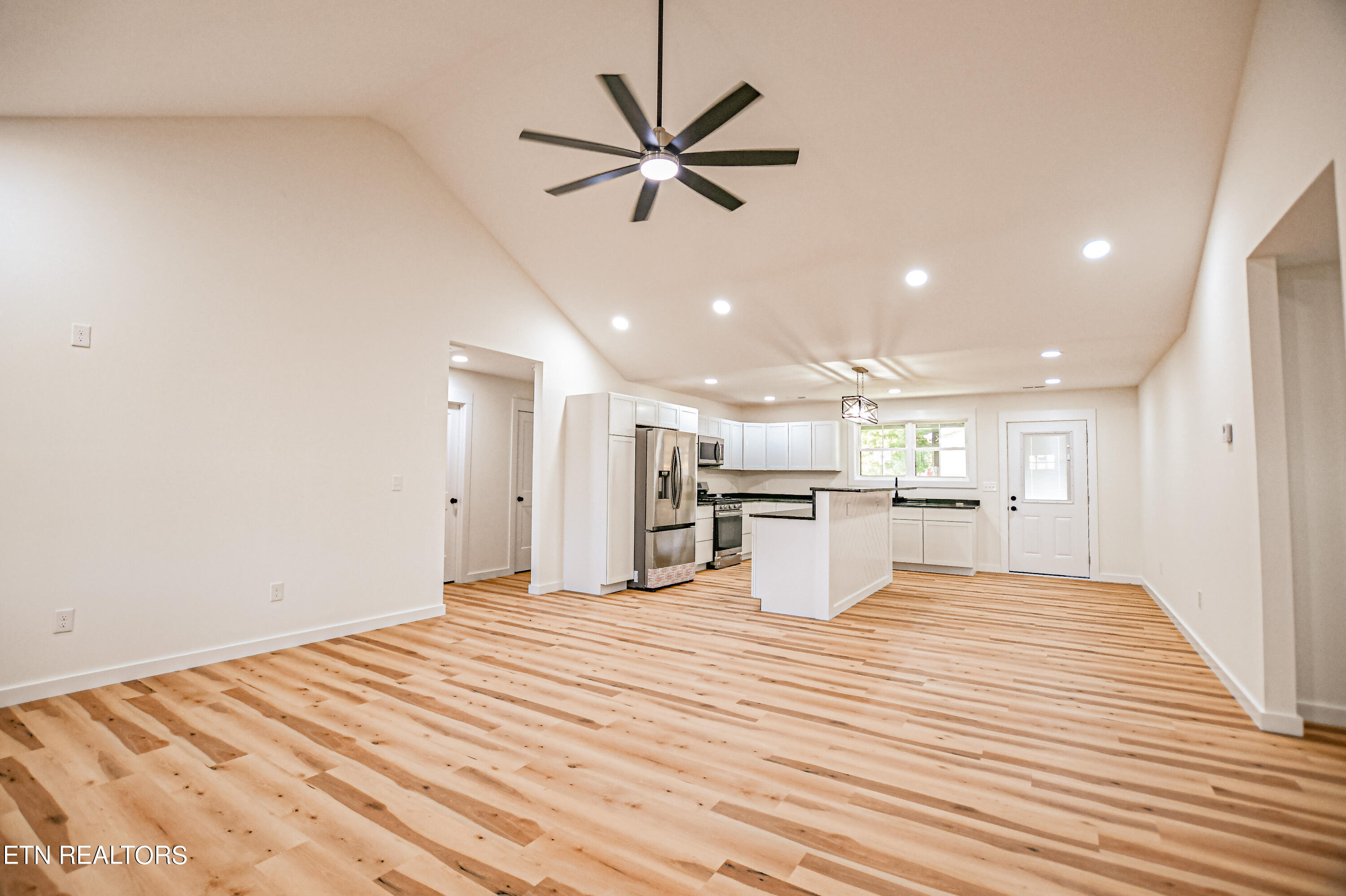 1022 Butter and Egg Rd