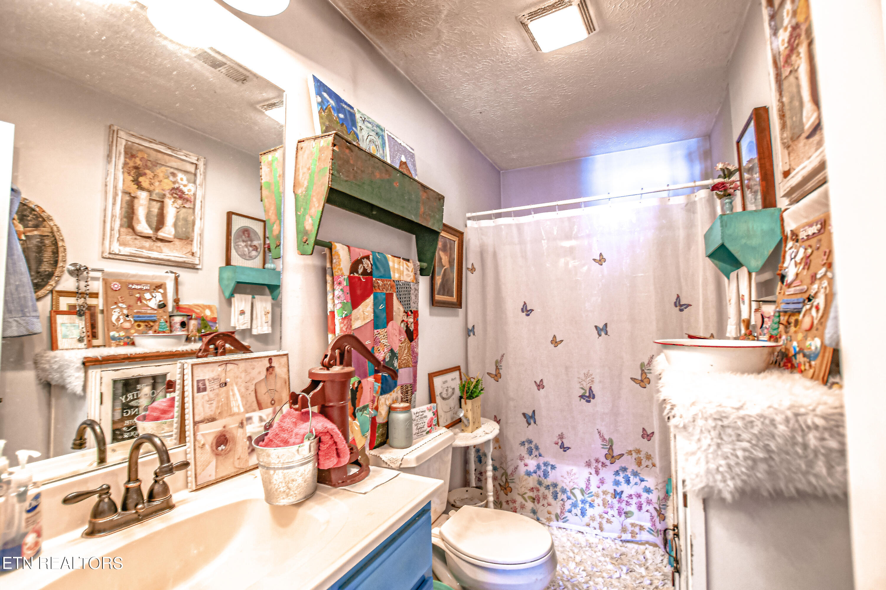 706 Bankston Lane, LaFollette