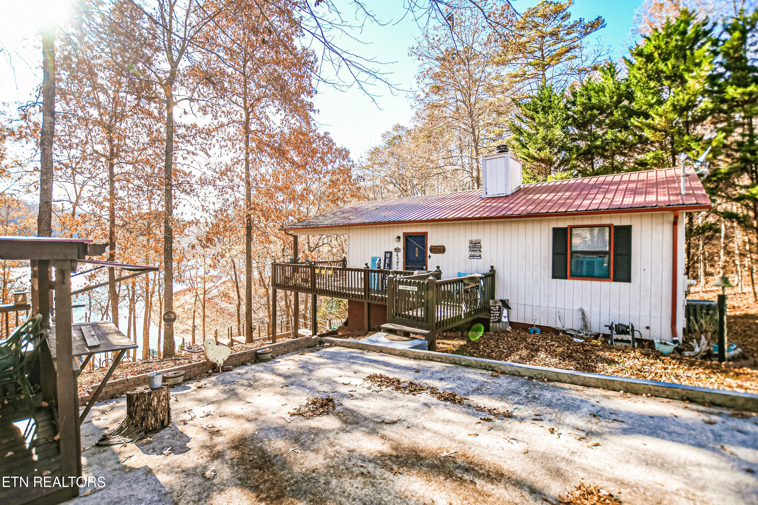 706 Bankston Lane, LaFollette