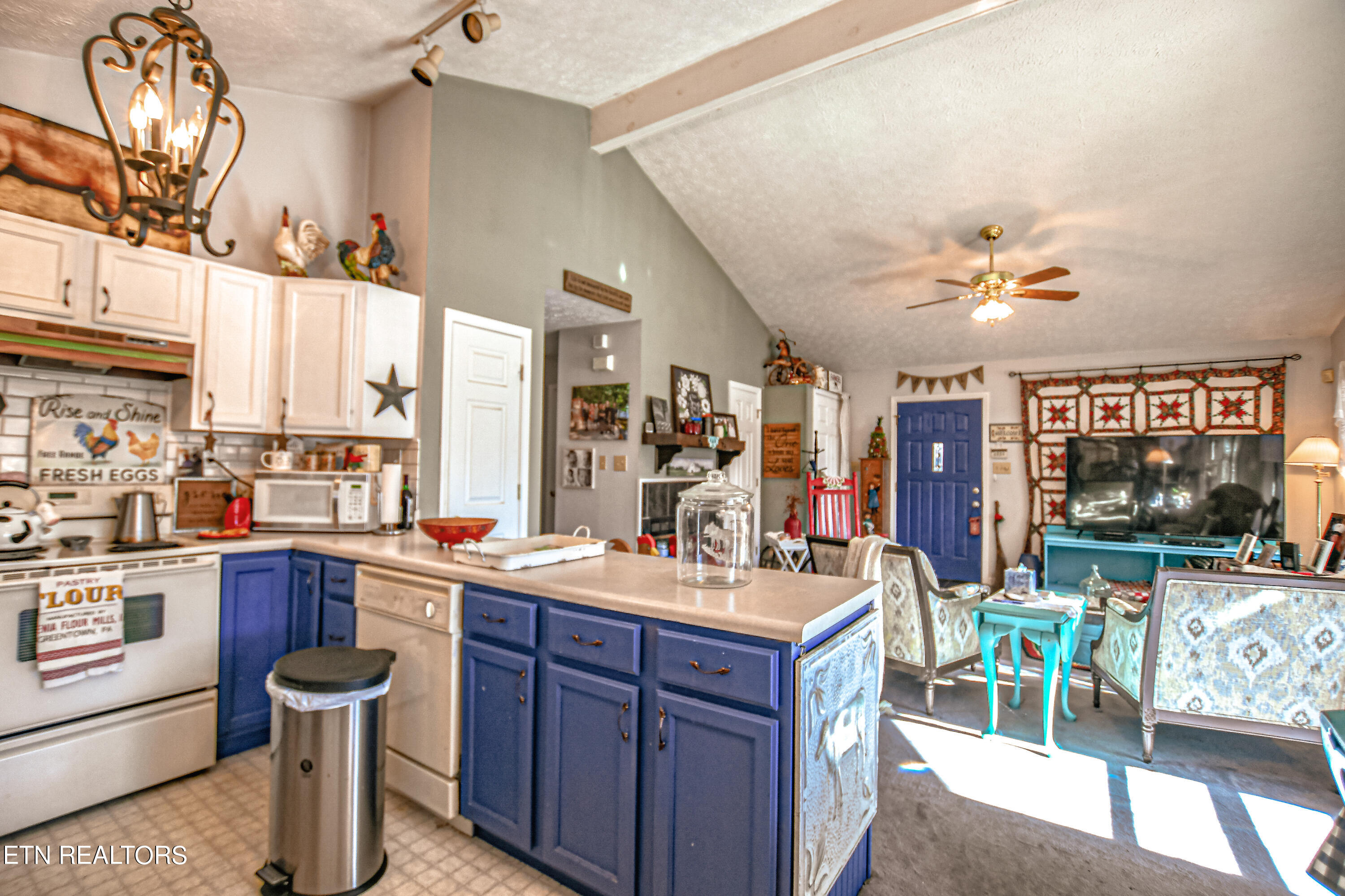 706 Bankston Lane, LaFollette