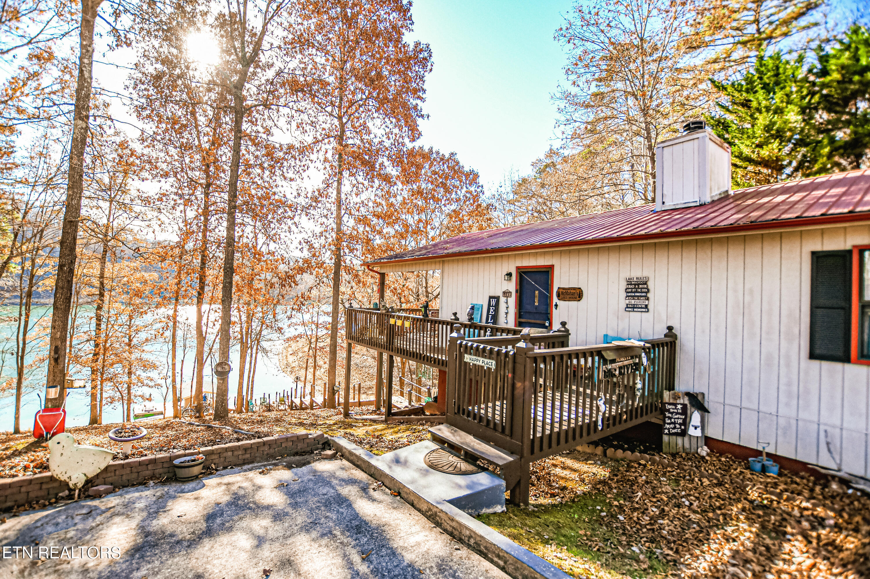 706 Bankston Lane, LaFollette