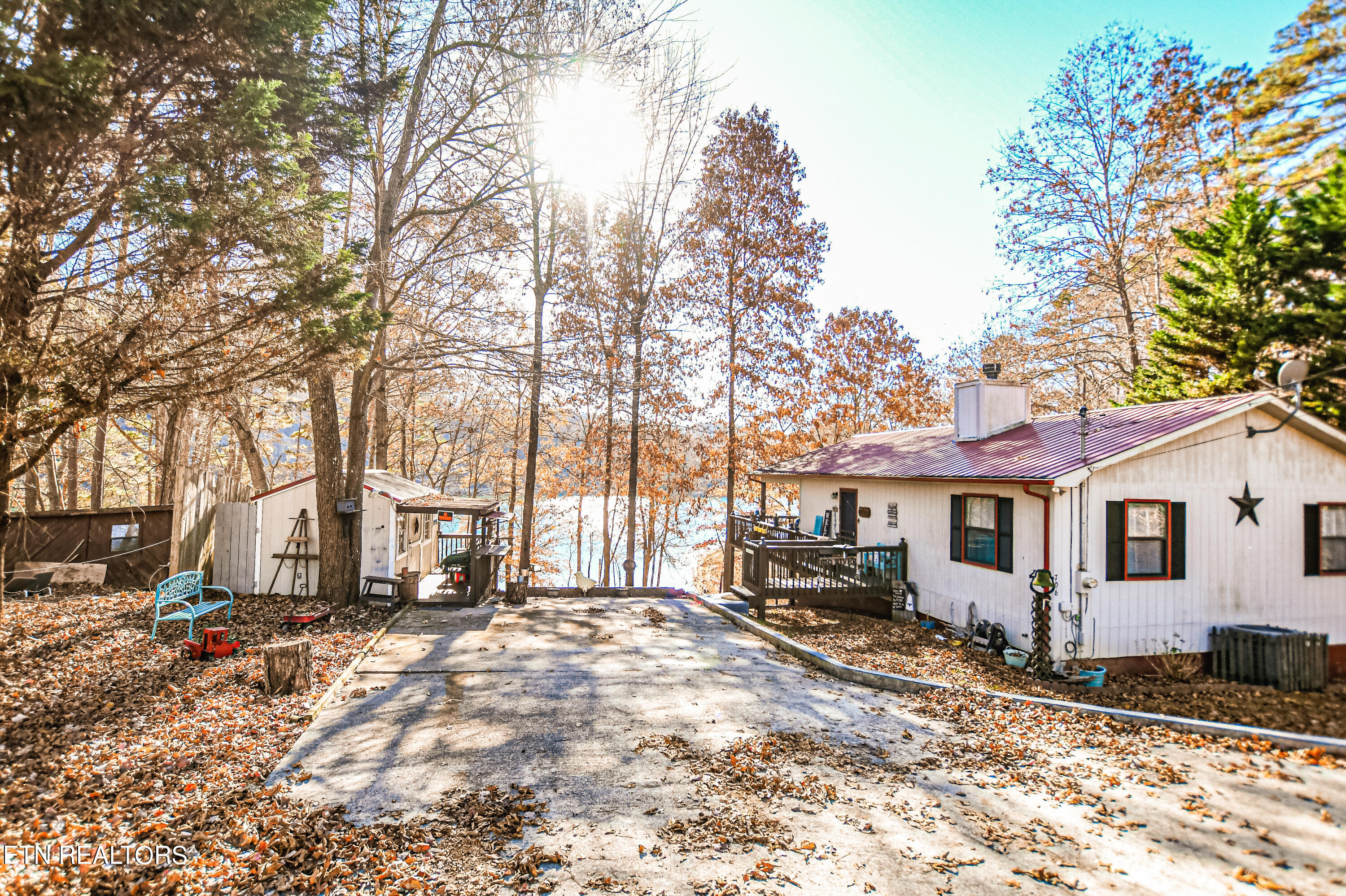 706 Bankston Lane, LaFollette