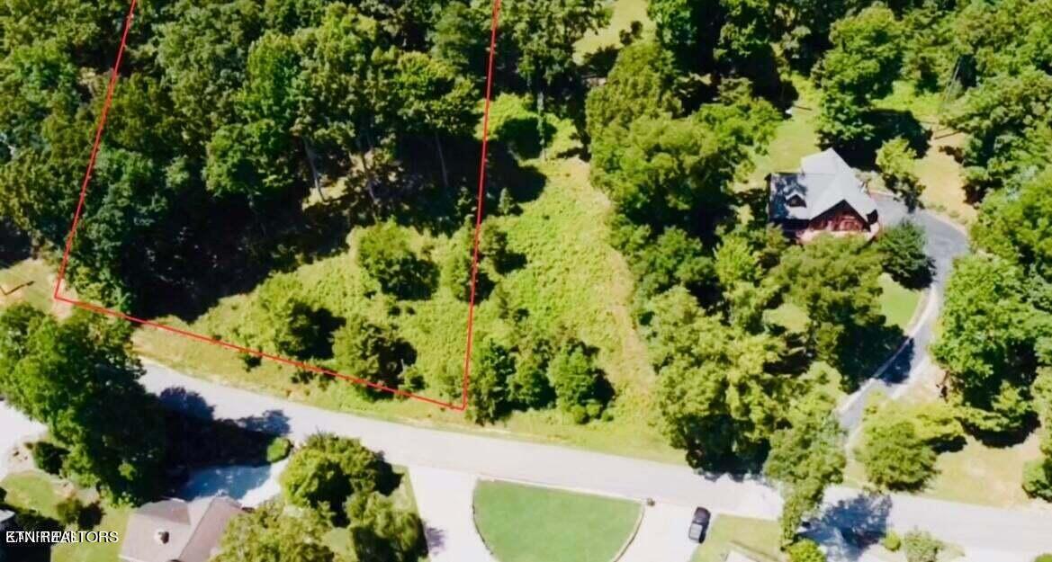 Deerfield Way, LaFollette