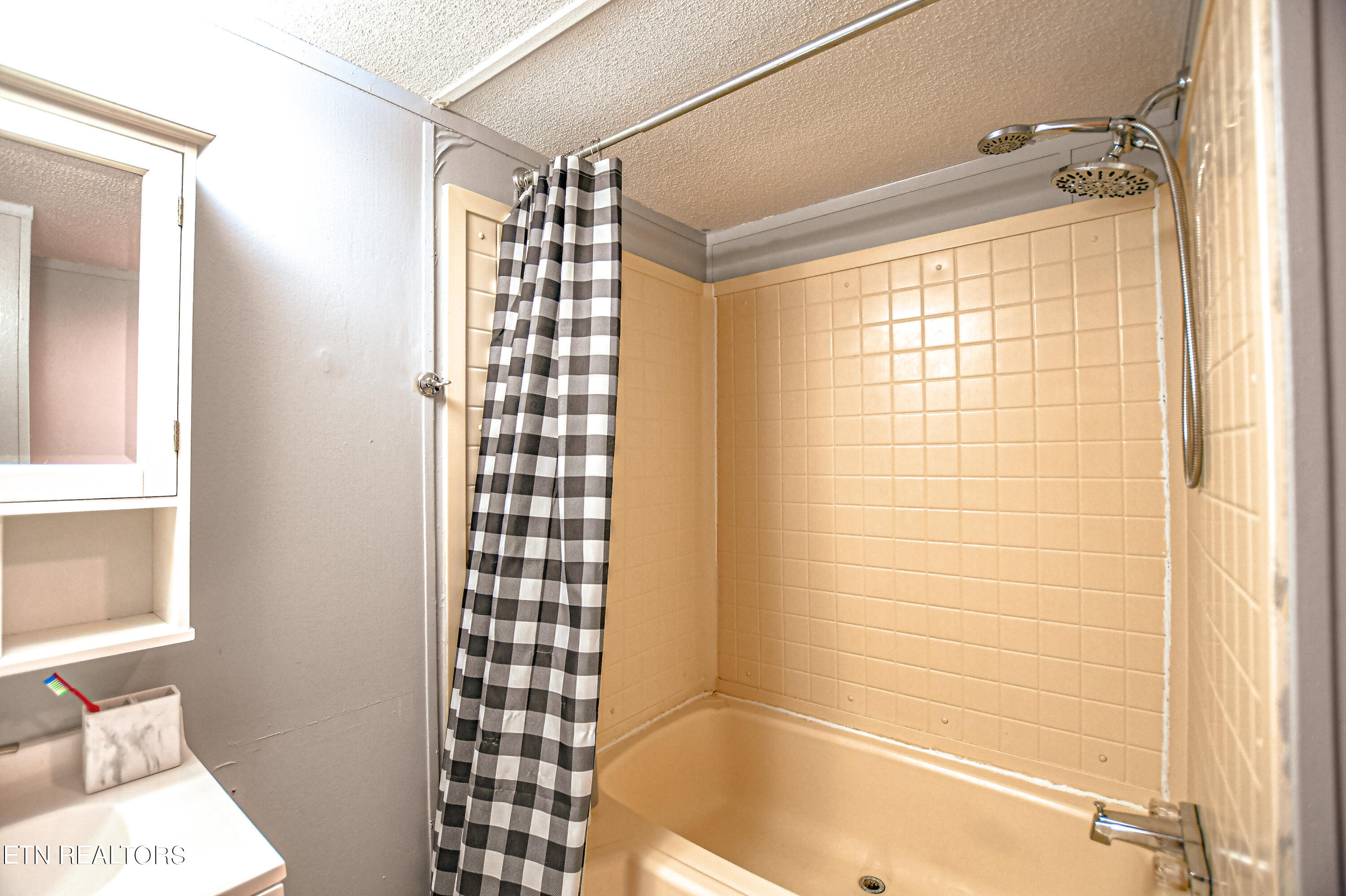 134 Mac Ivey Lane Lane, LaFollette