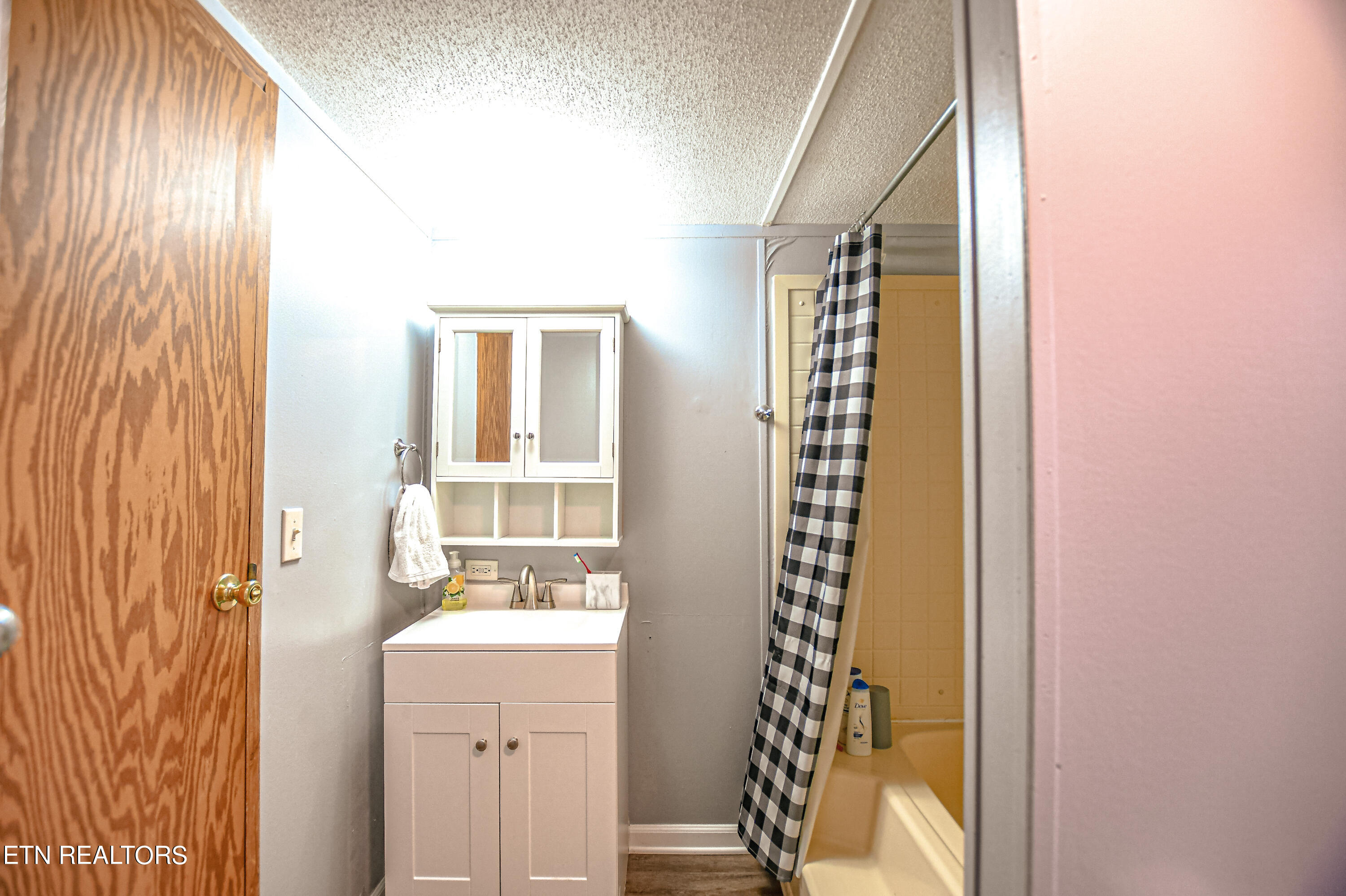 134 Mac Ivey Lane Lane, LaFollette