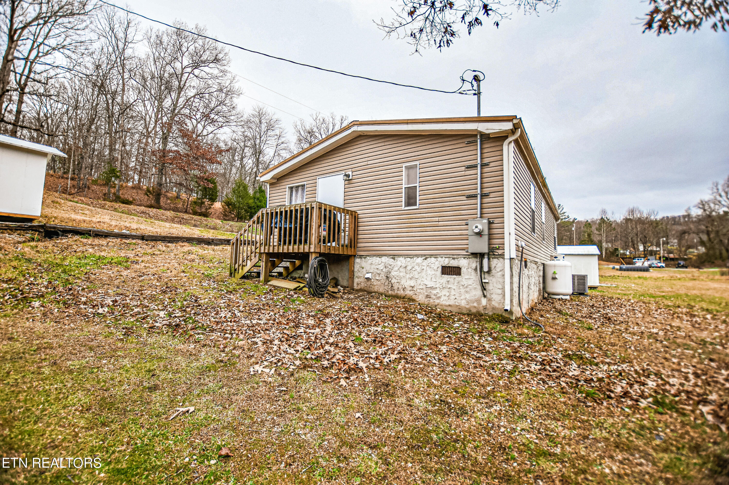 134 Mac Ivey Lane Lane, LaFollette
