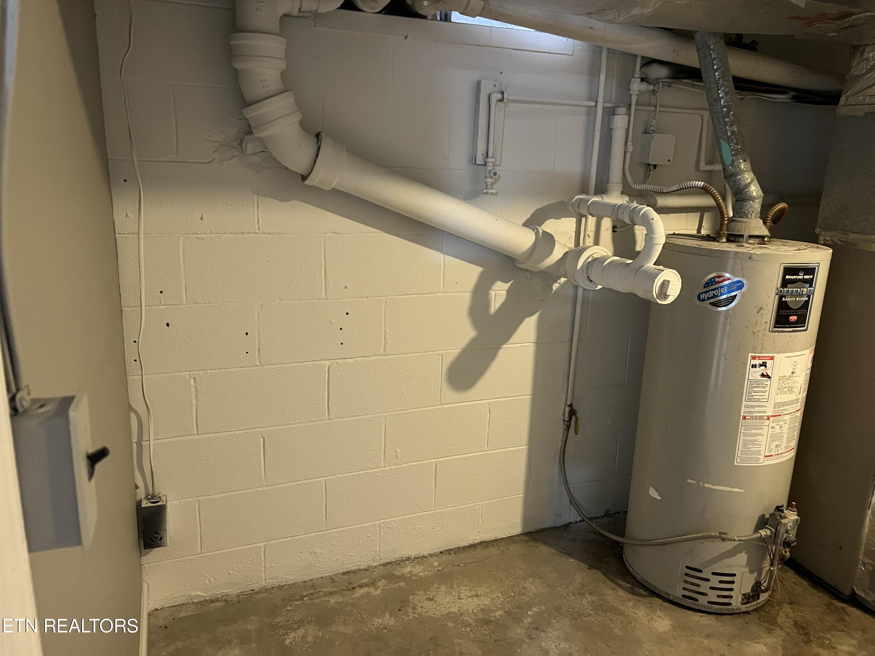 124 Gross Lane, LaFollette