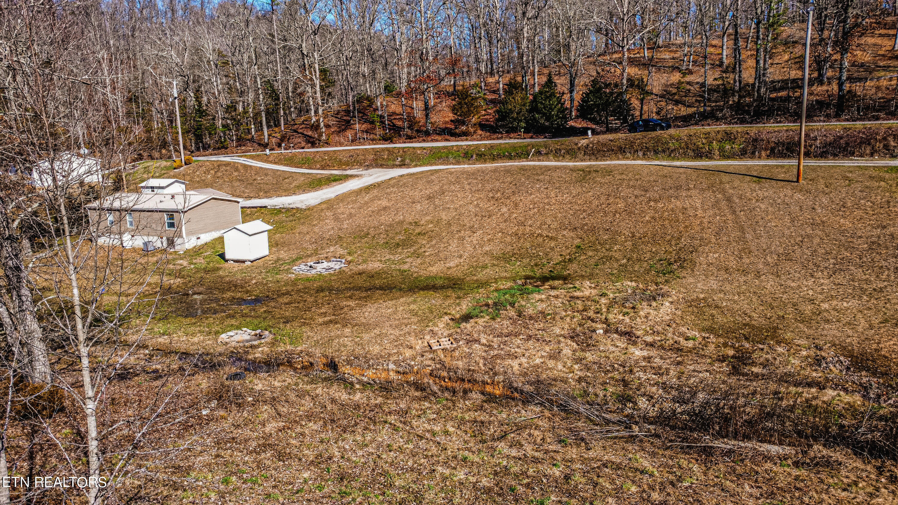 Mac Ivey Lane, LaFollette