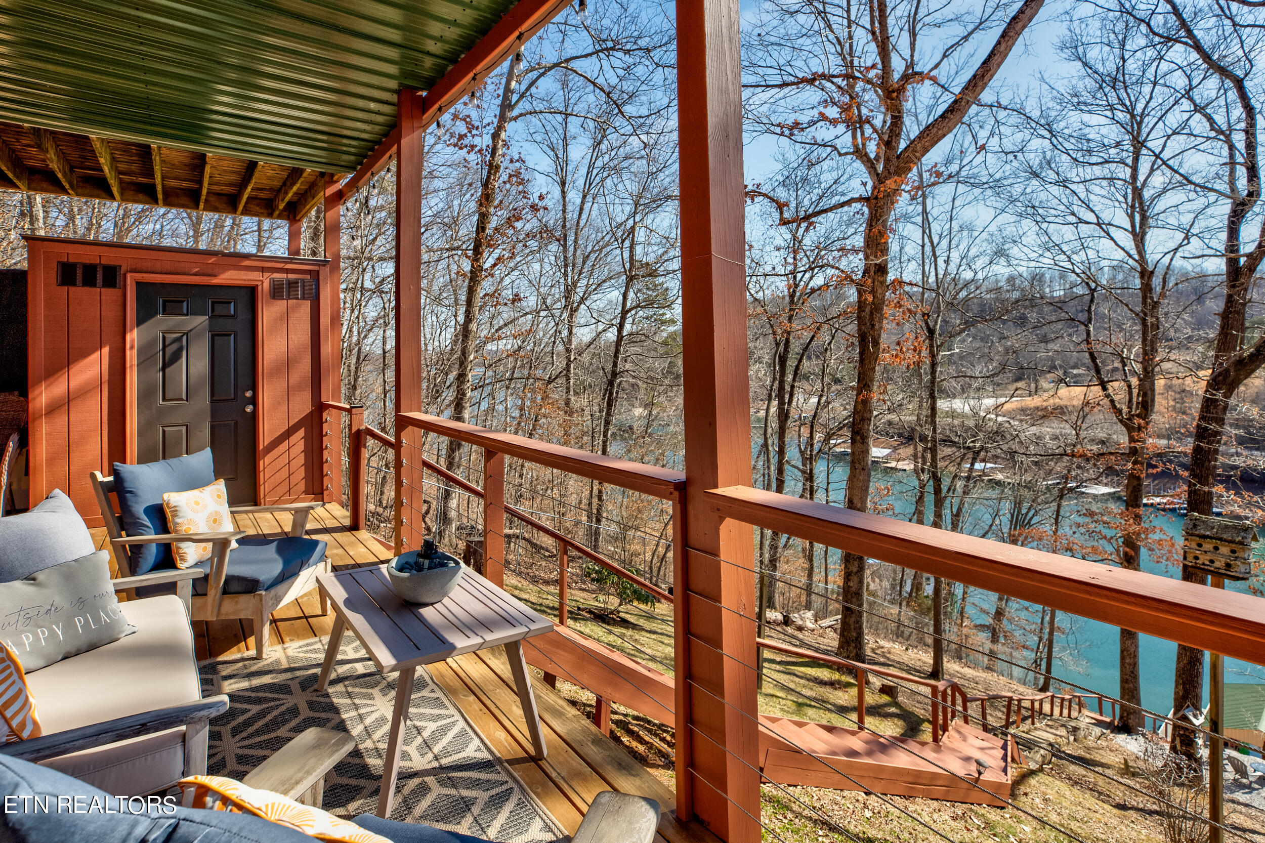 282 Harbor Lane, LaFollette