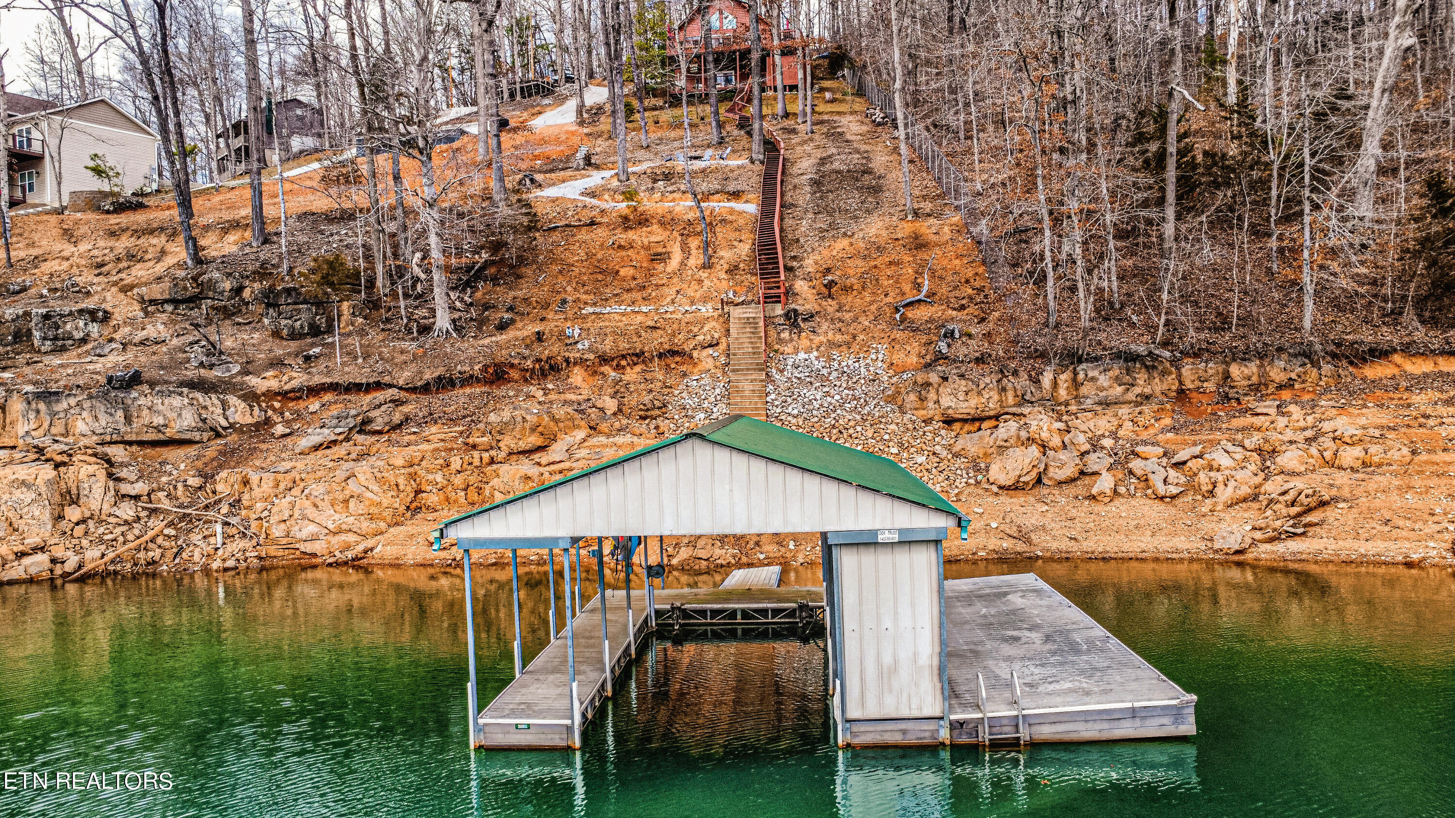 282 Harbor Lane, LaFollette