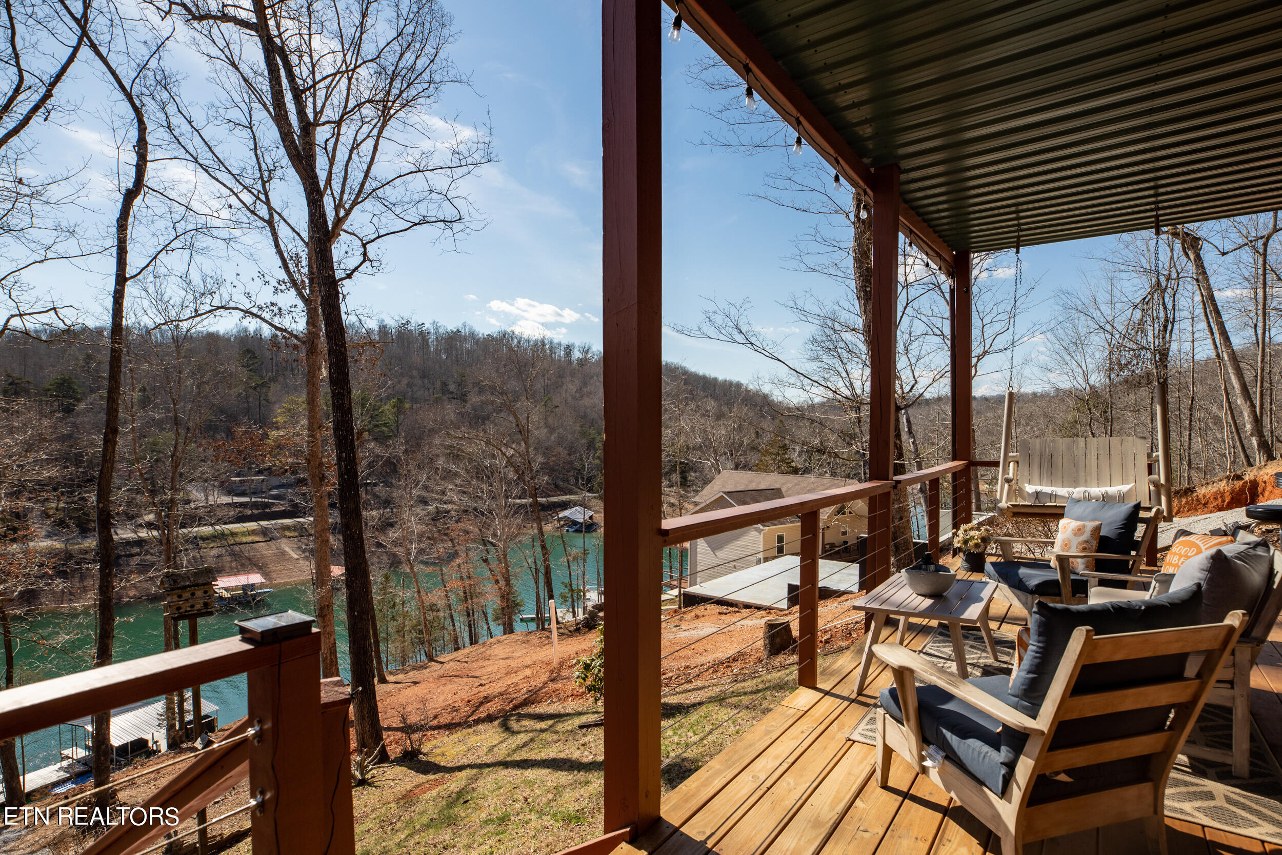 282 Harbor Lane, LaFollette