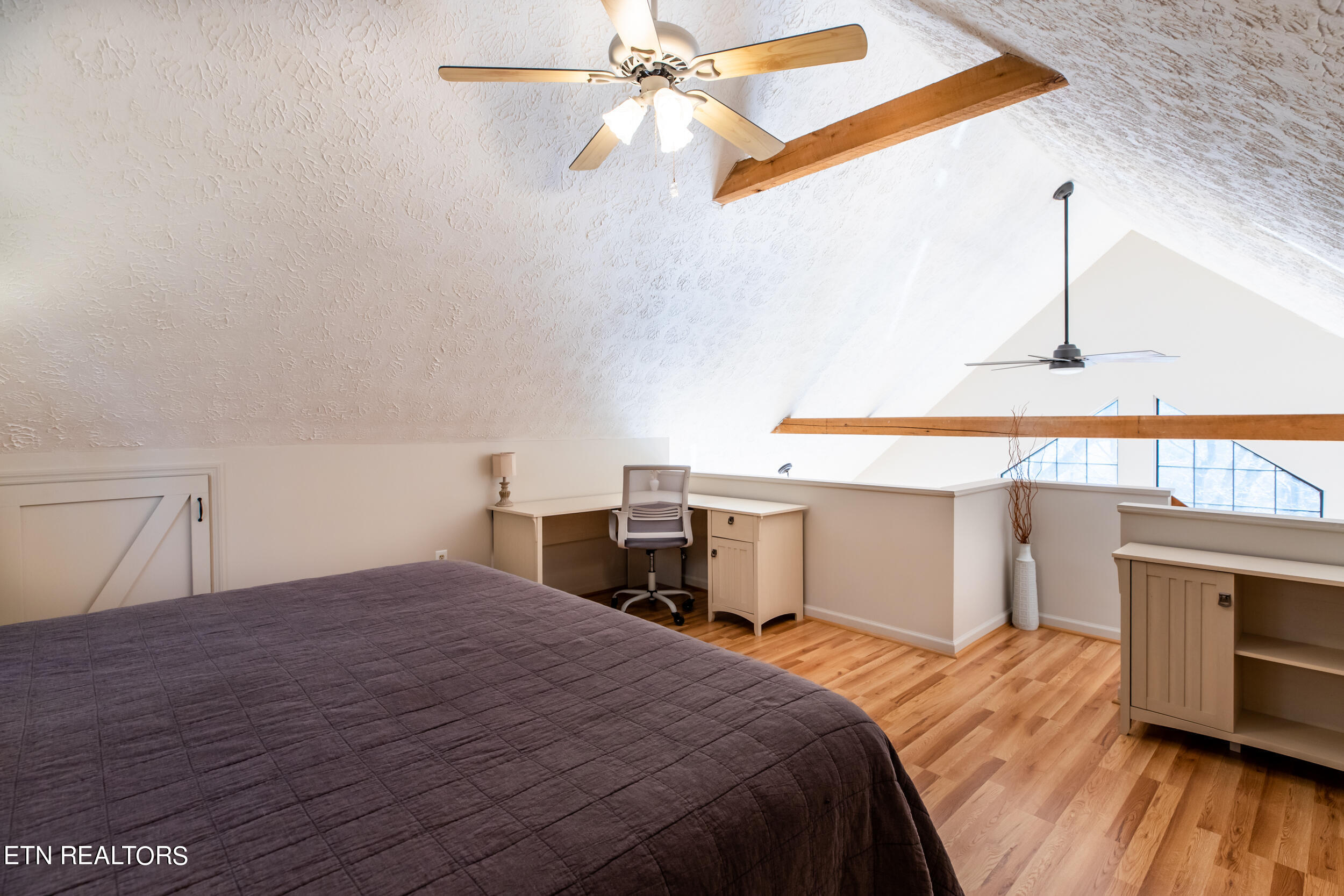 282 Harbor Lane, LaFollette