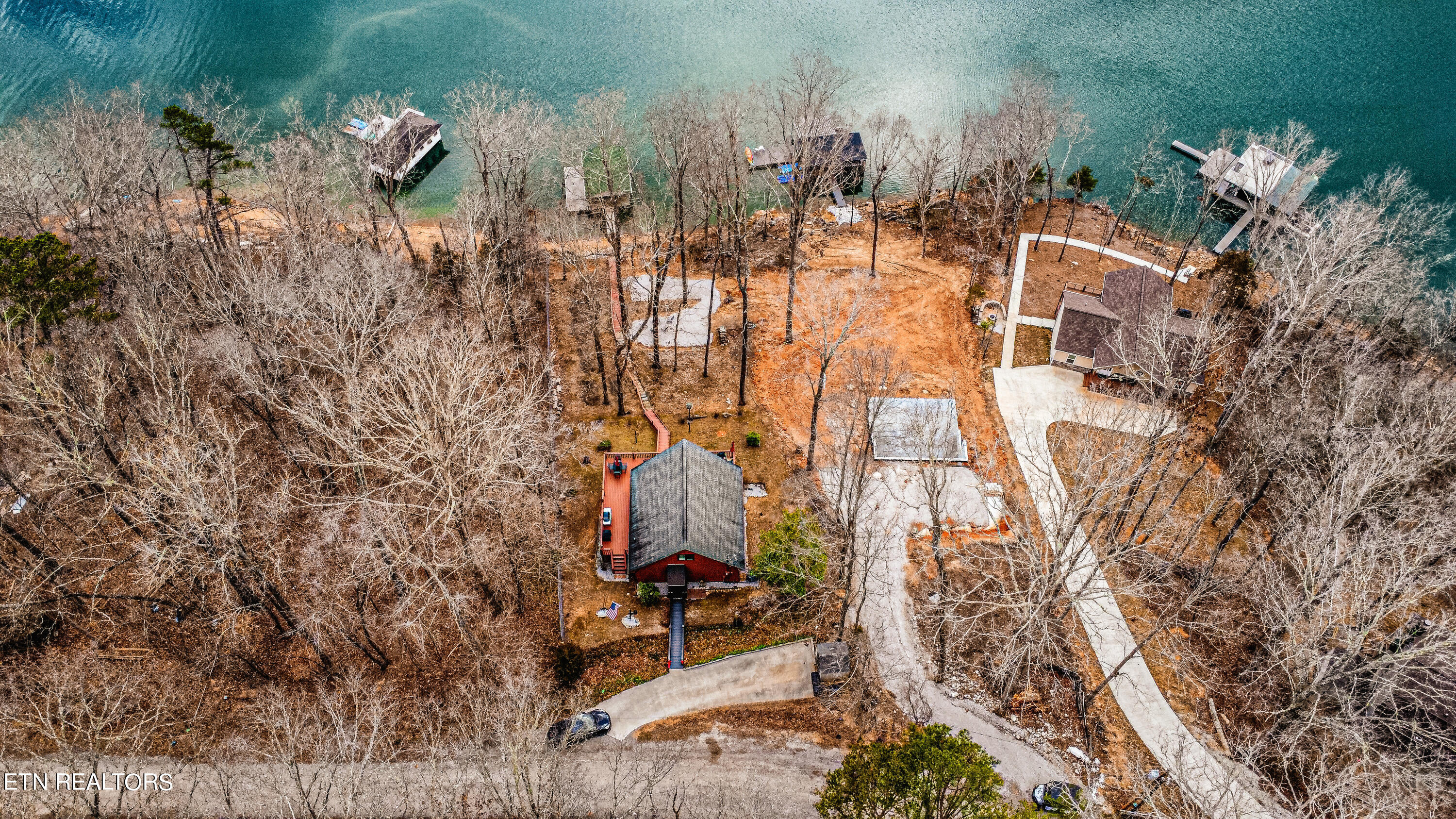 282 Harbor Lane, LaFollette