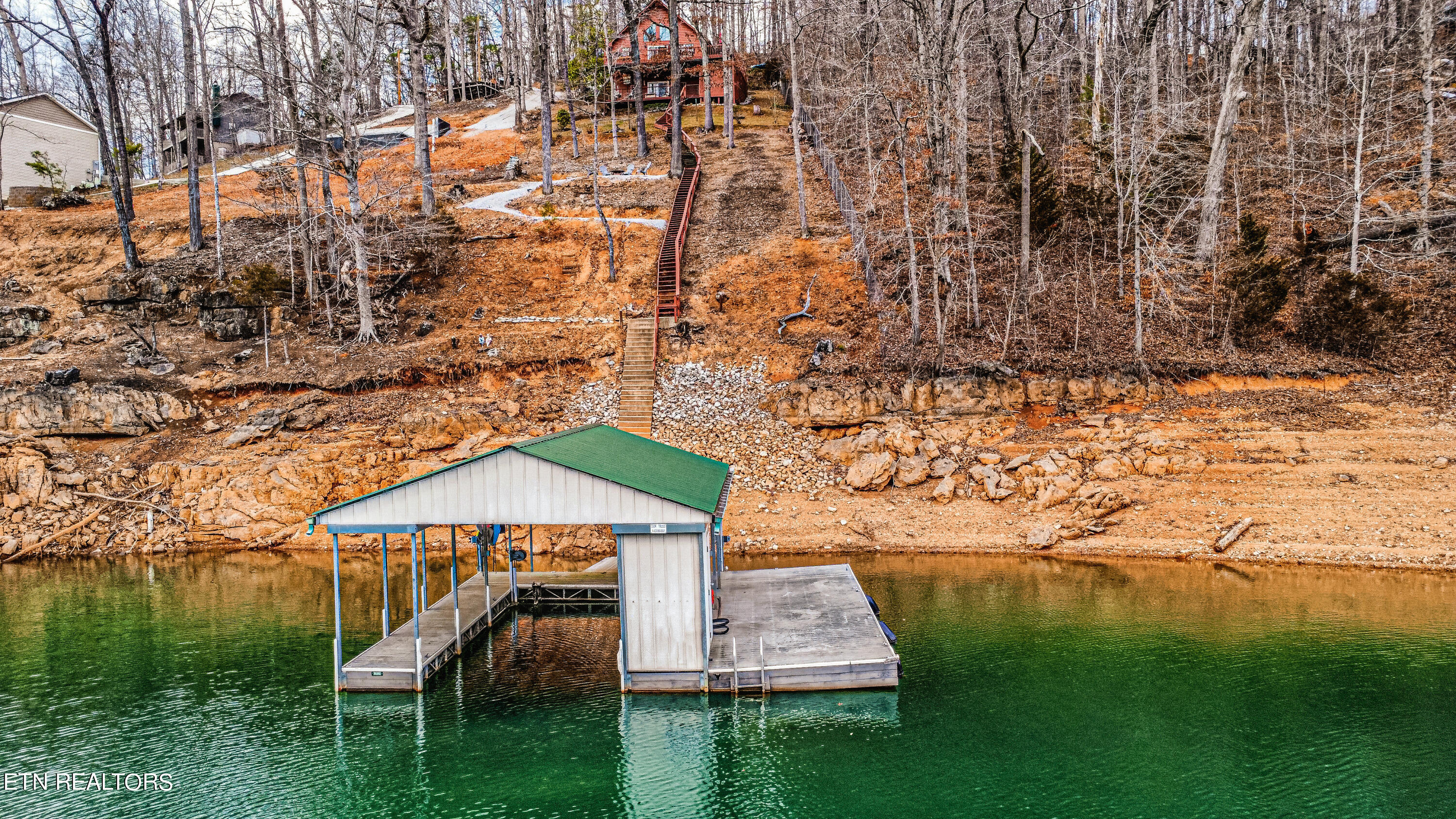 282 Harbor Lane, LaFollette