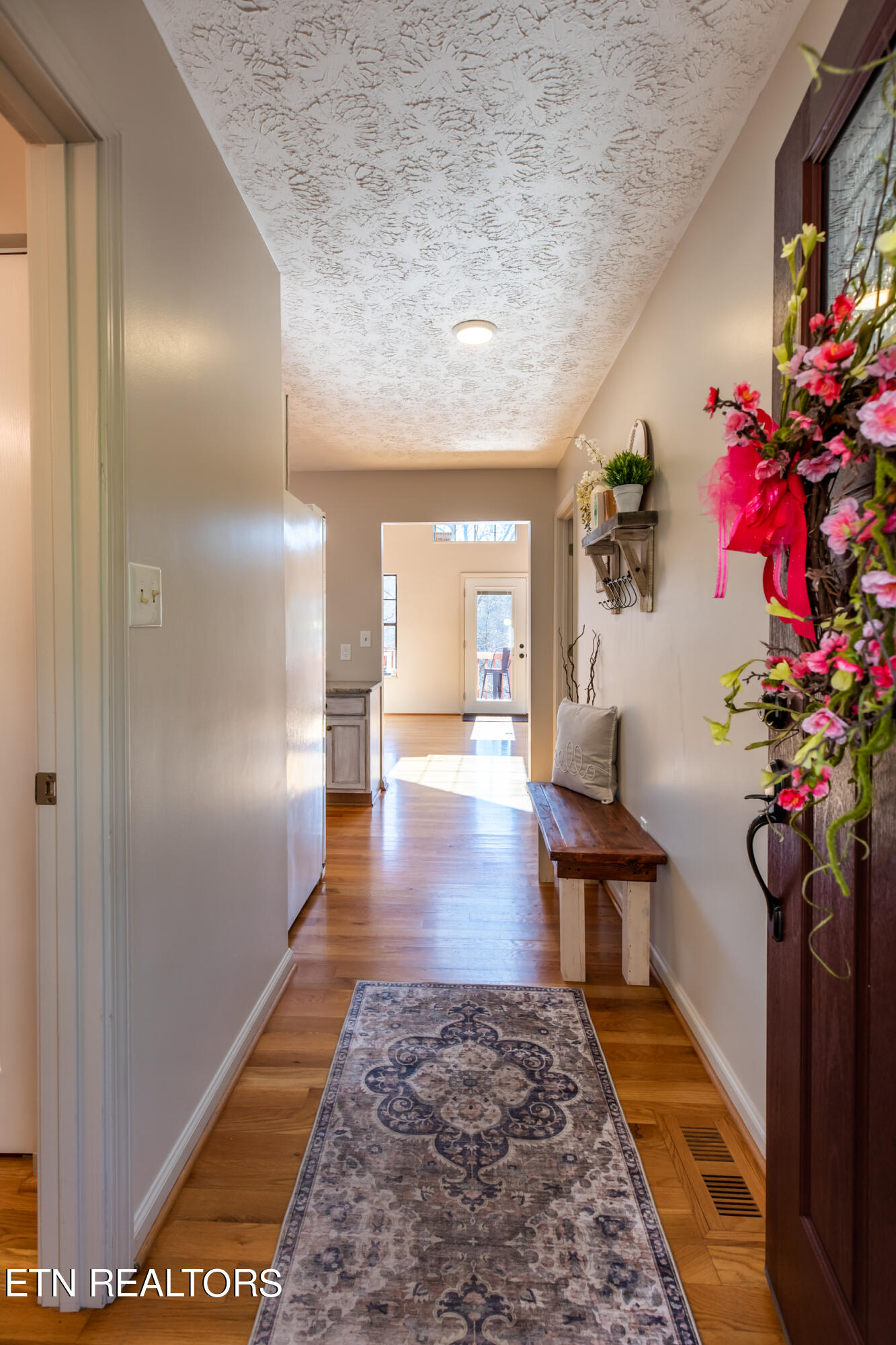 282 Harbor Lane, LaFollette