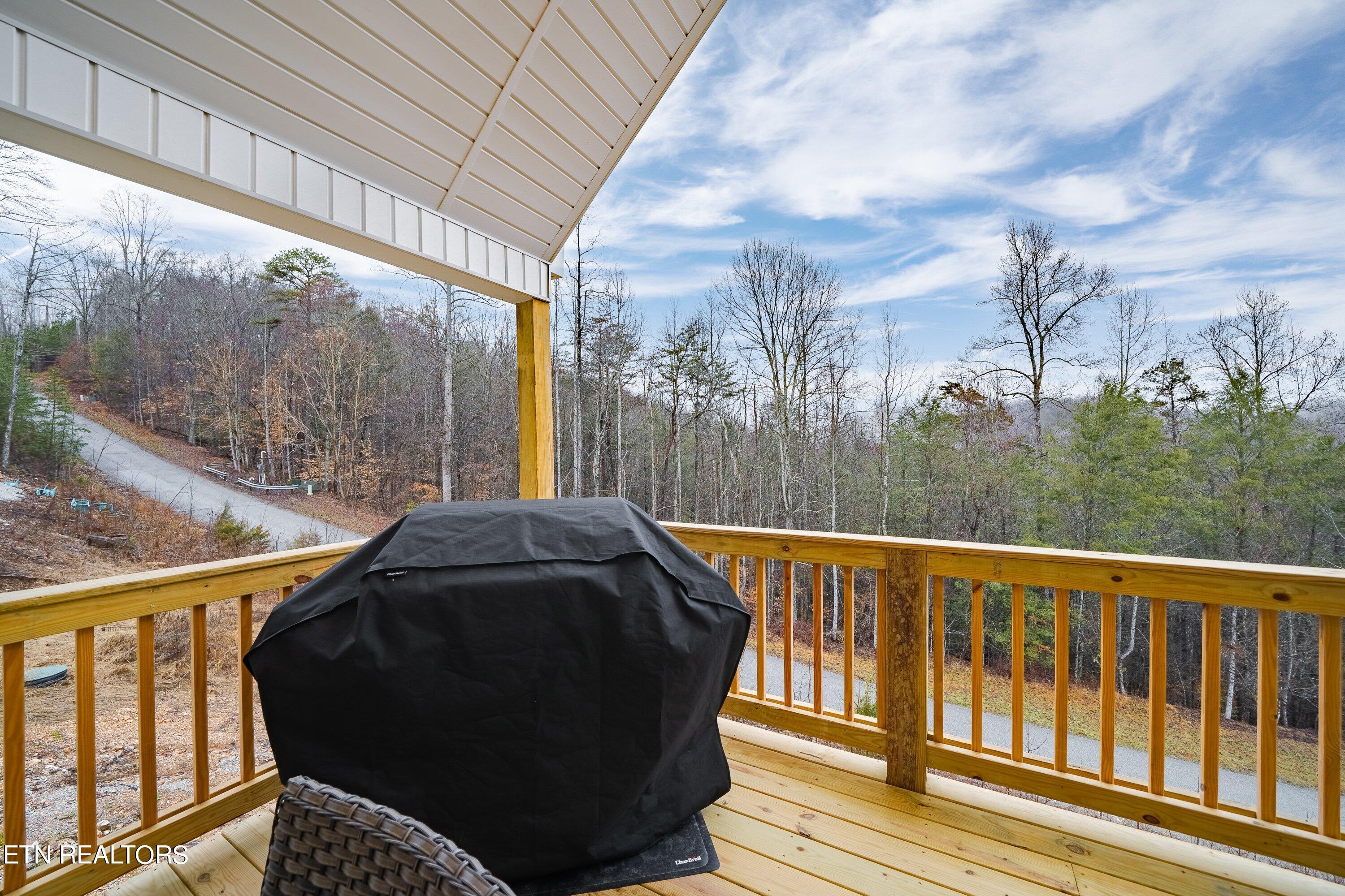 125 Pool Rd, LaFollette