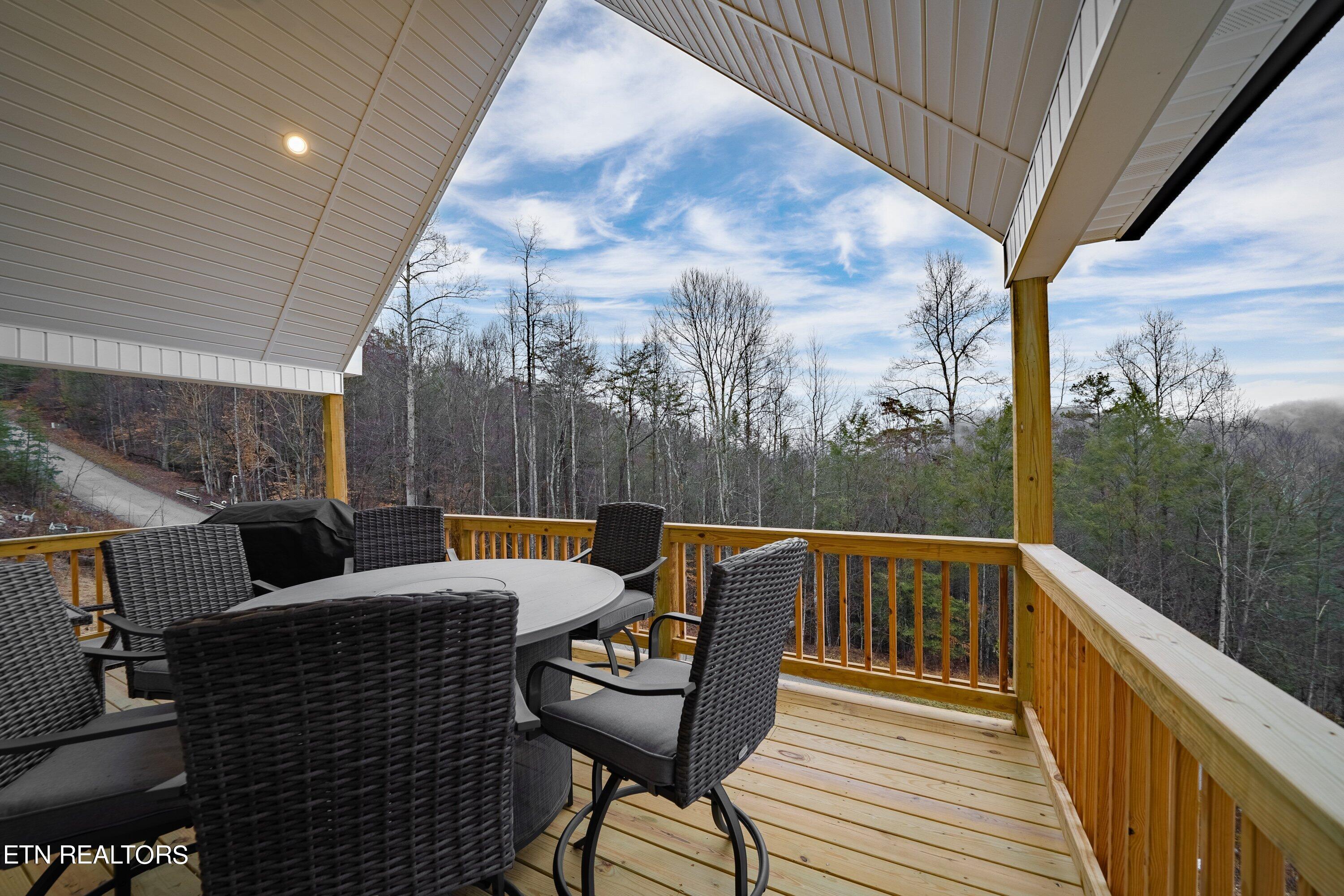 125 Pool Rd, LaFollette