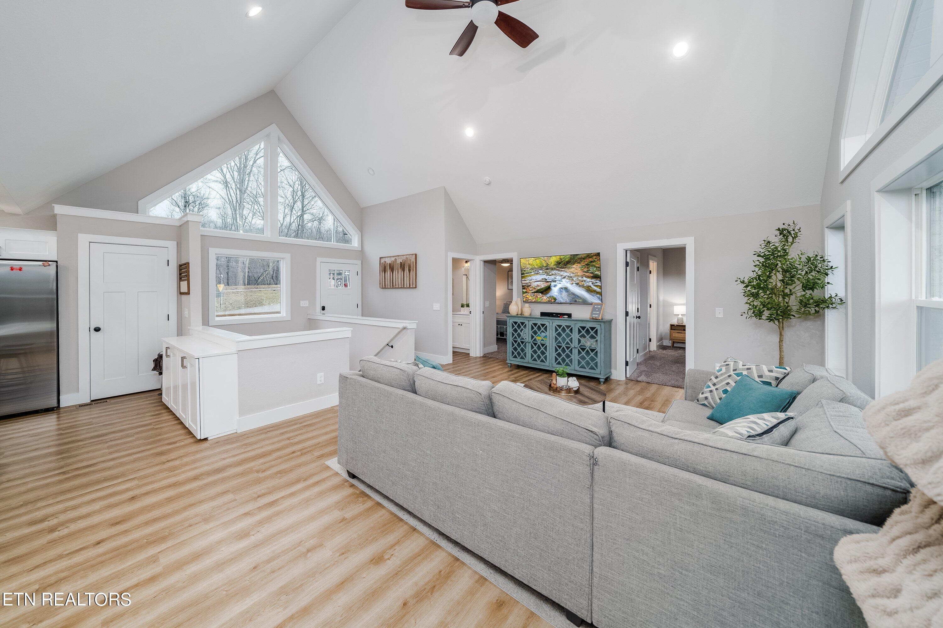 125 Pool Rd, LaFollette