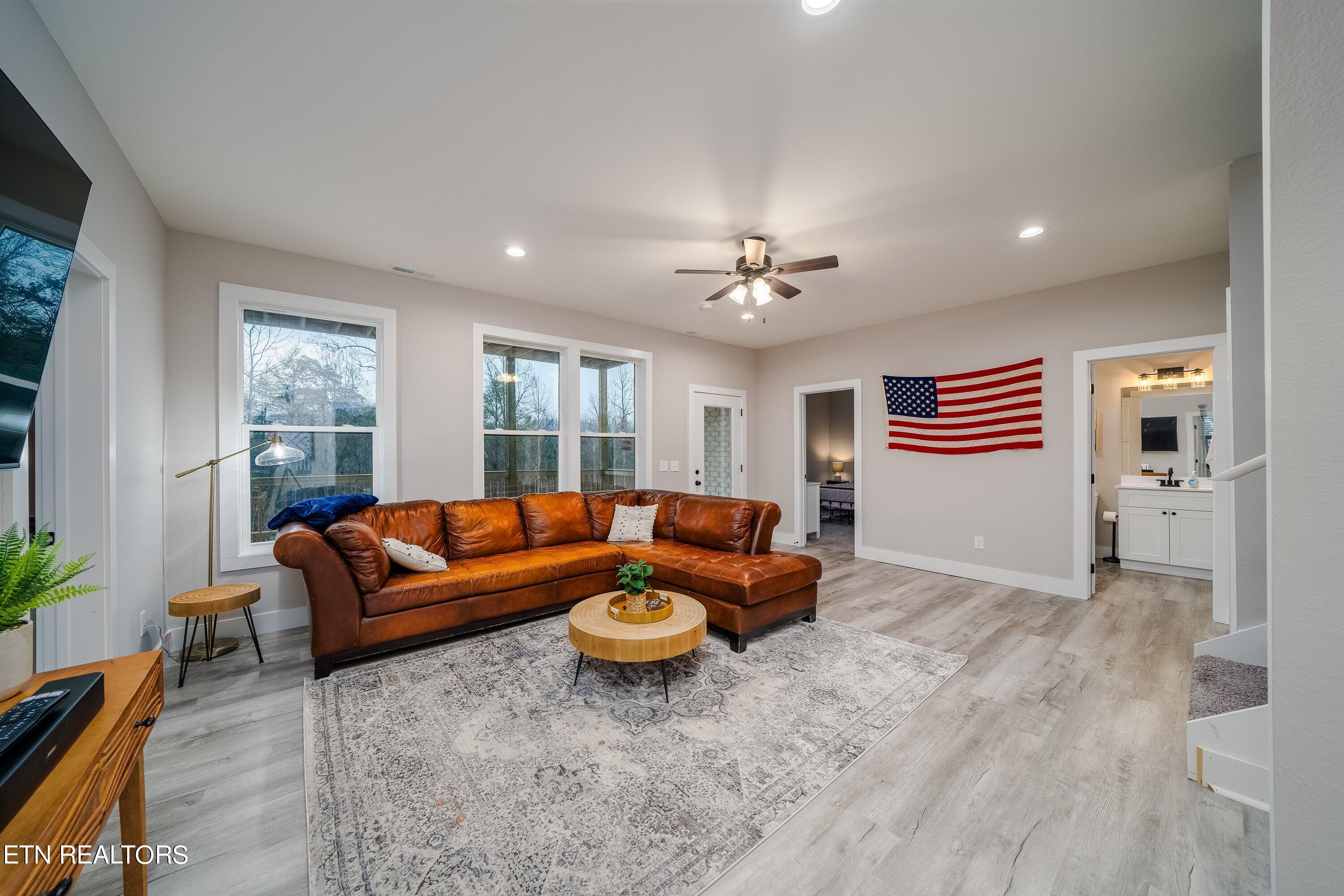 125 Pool Rd, LaFollette