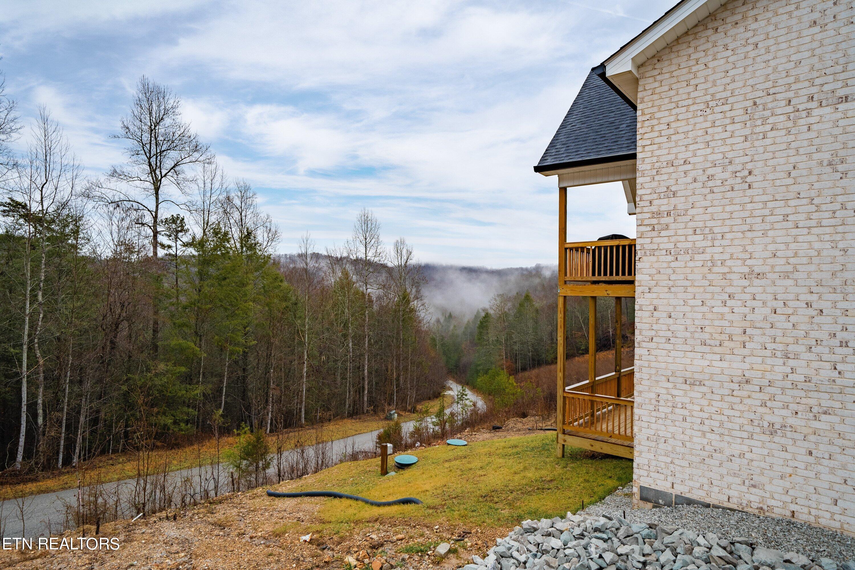 125 Pool Rd, LaFollette