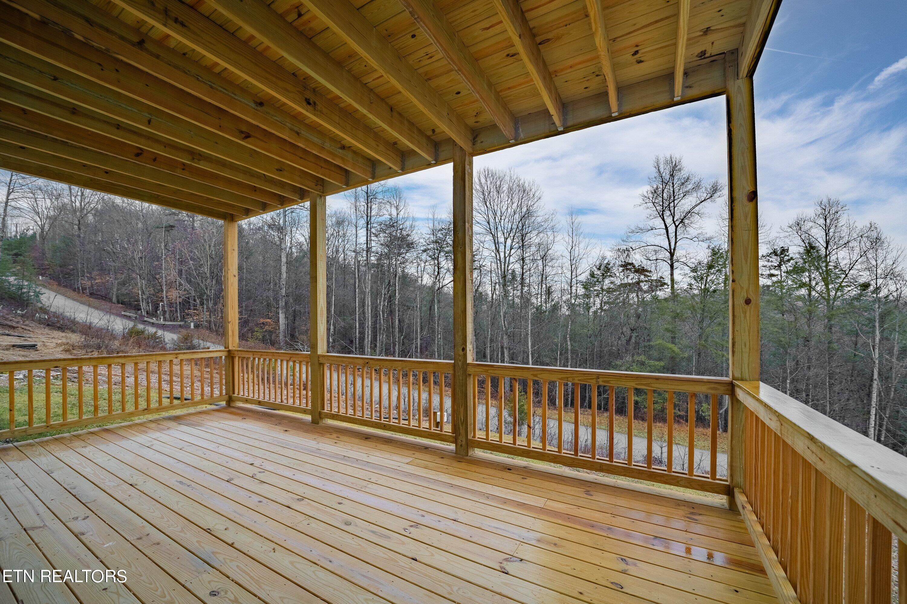 125 Pool Rd, LaFollette