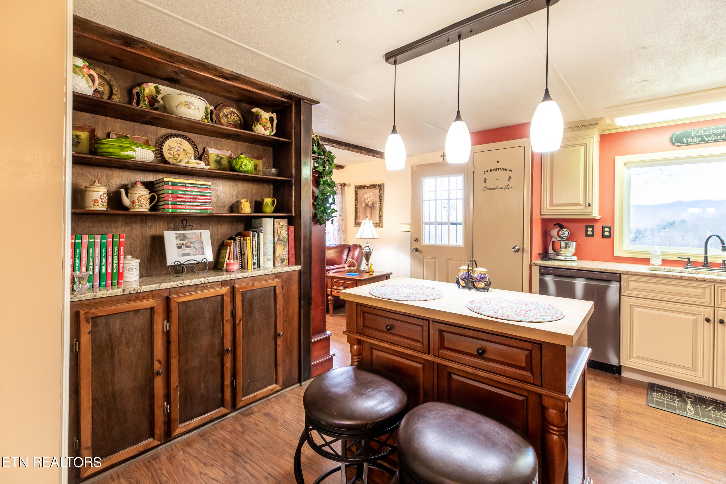 243 Bostic Lane, LaFollette