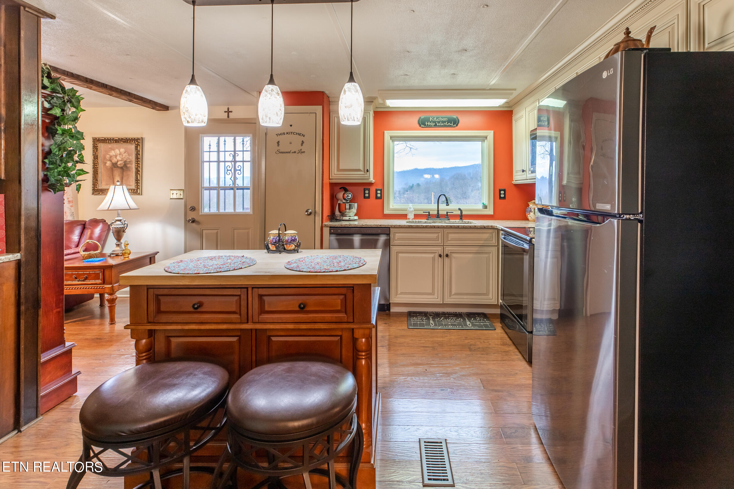 243 Bostic Lane, LaFollette