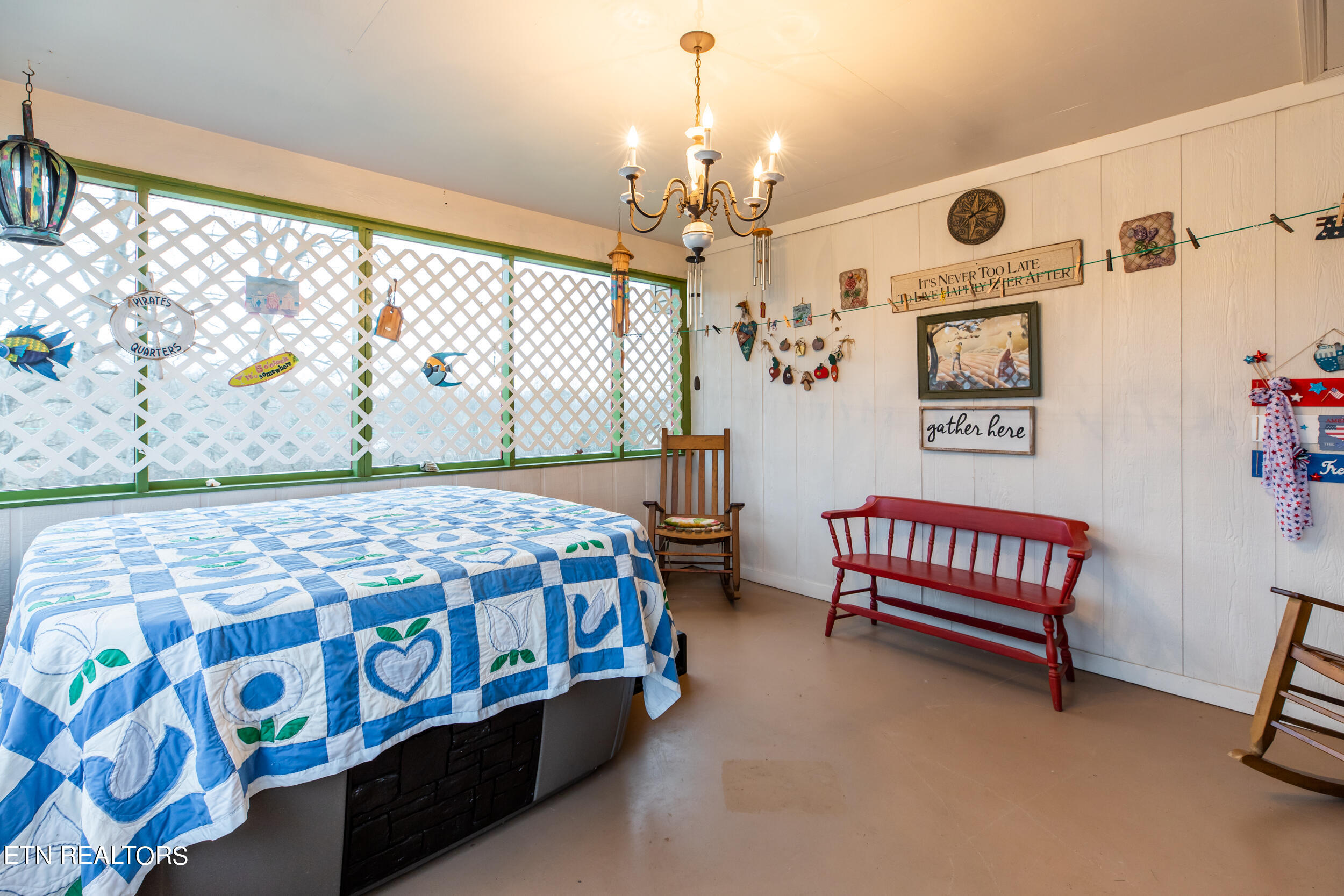 243 Bostic Lane, LaFollette