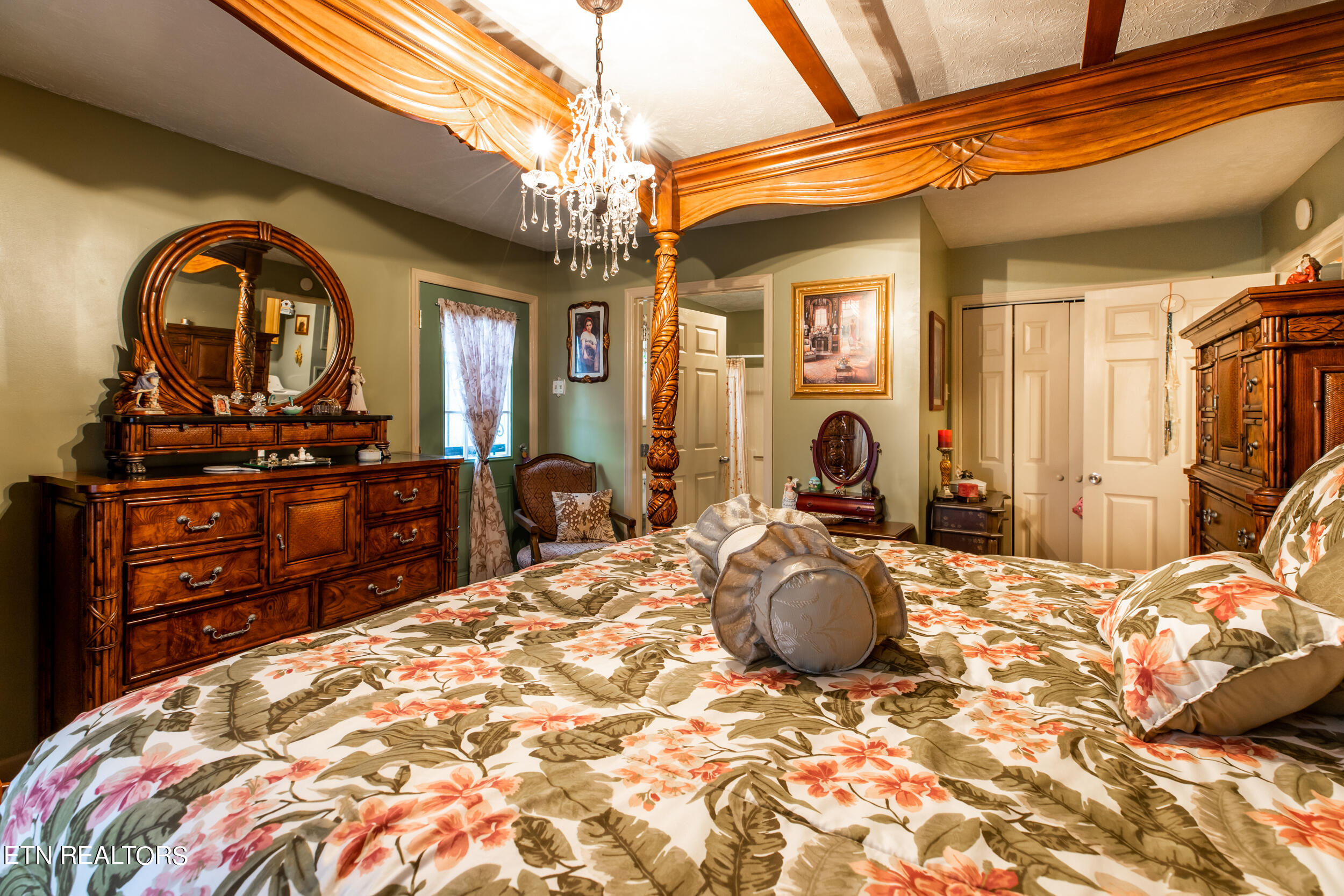 243 Bostic Lane, LaFollette