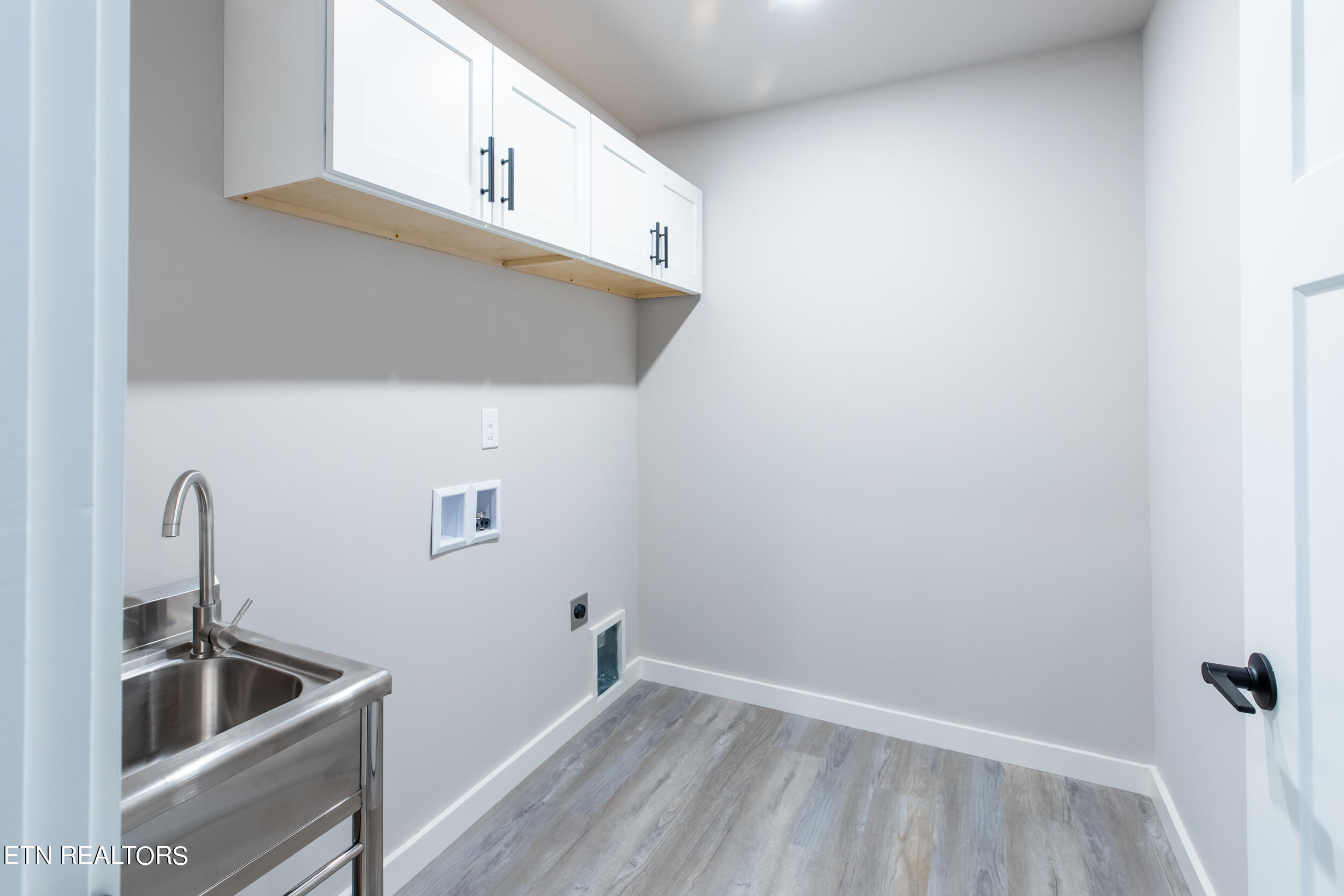 214 Morton Rd, LaFollette