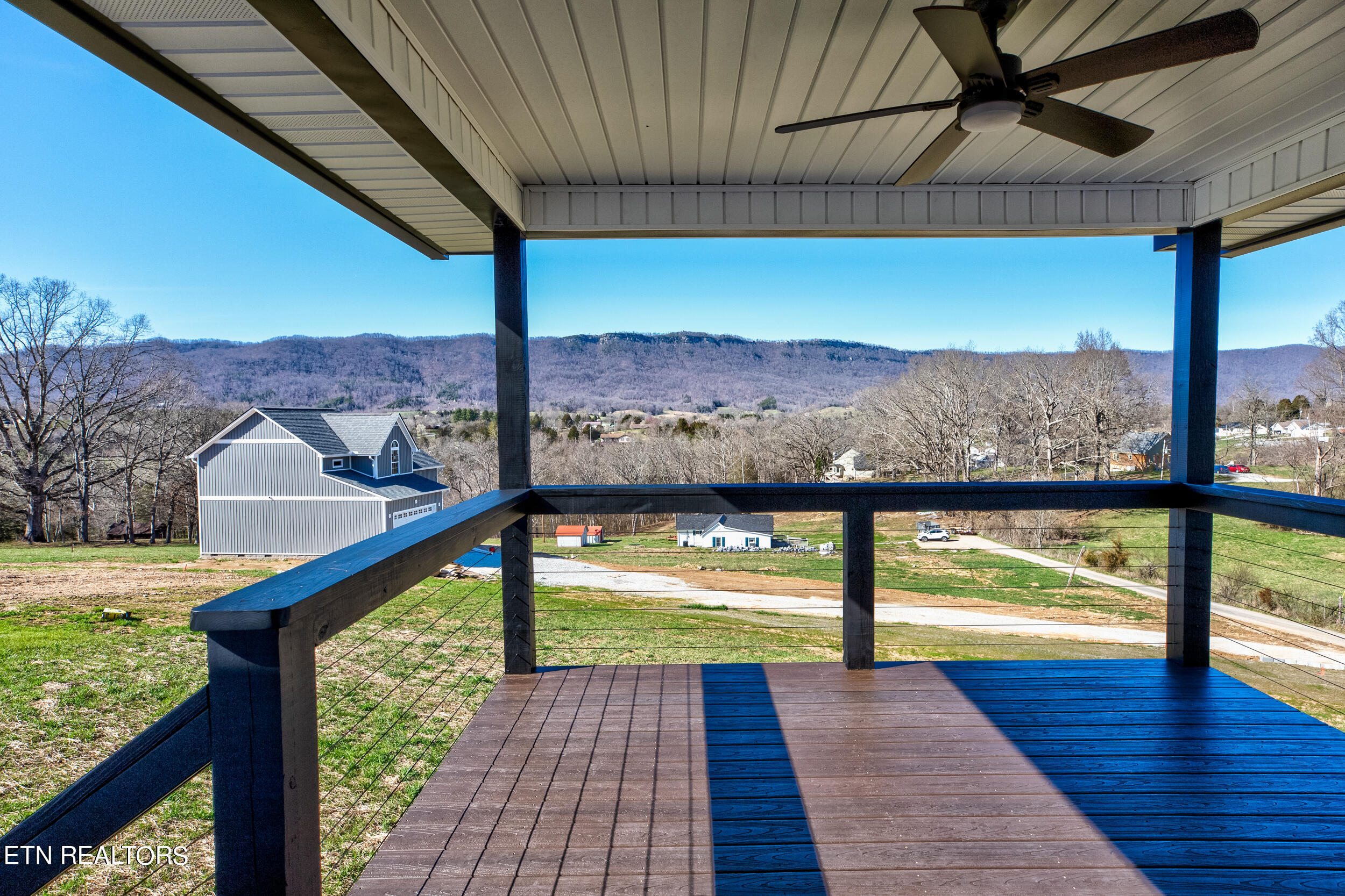 214 Morton Rd, LaFollette