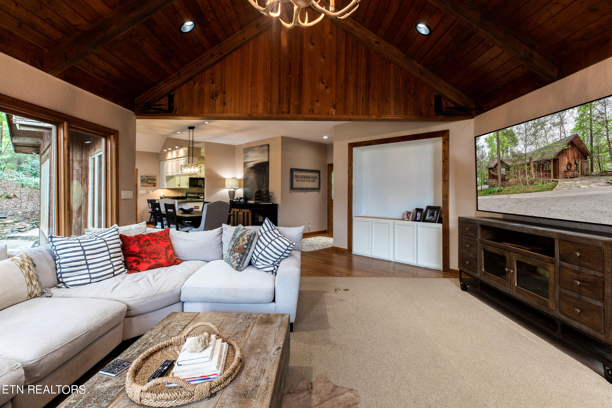 165 Hemlock Bluff Lane