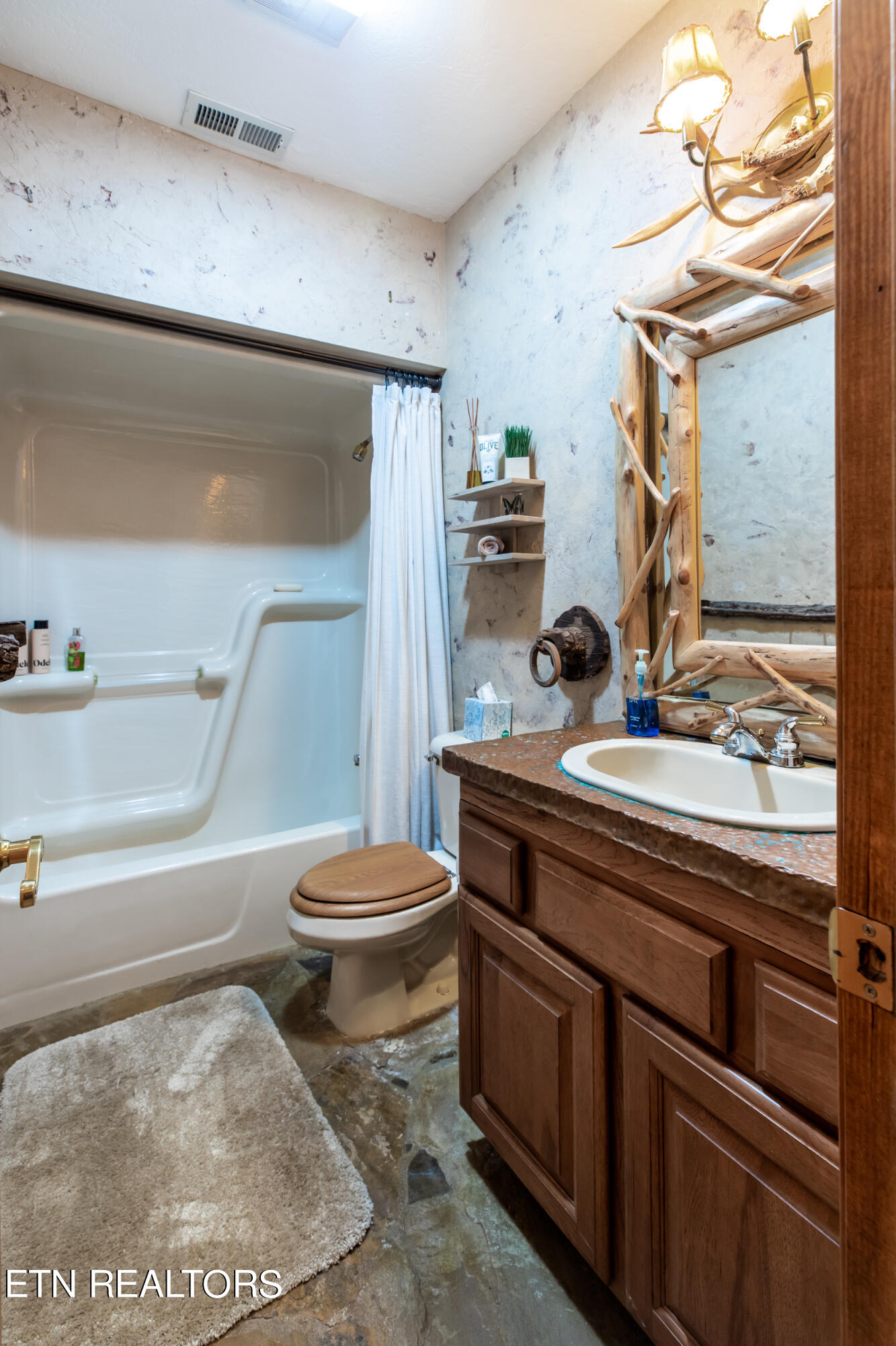 165 Hemlock Bluff Lane