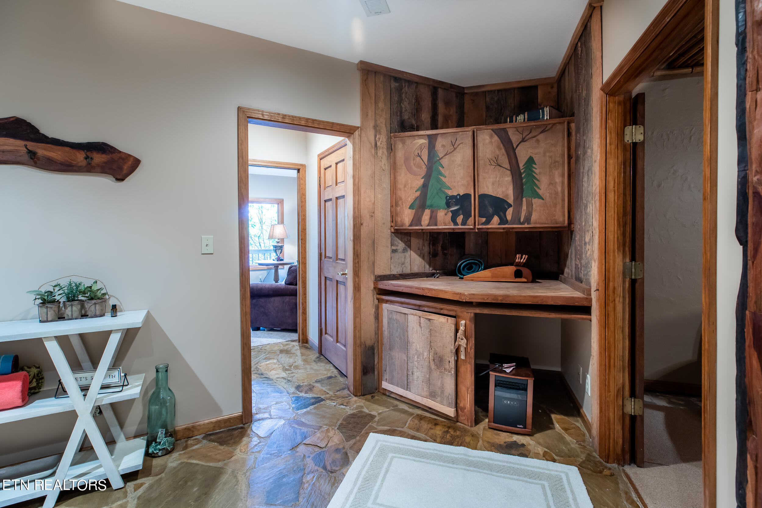 165 Hemlock Bluff Lane