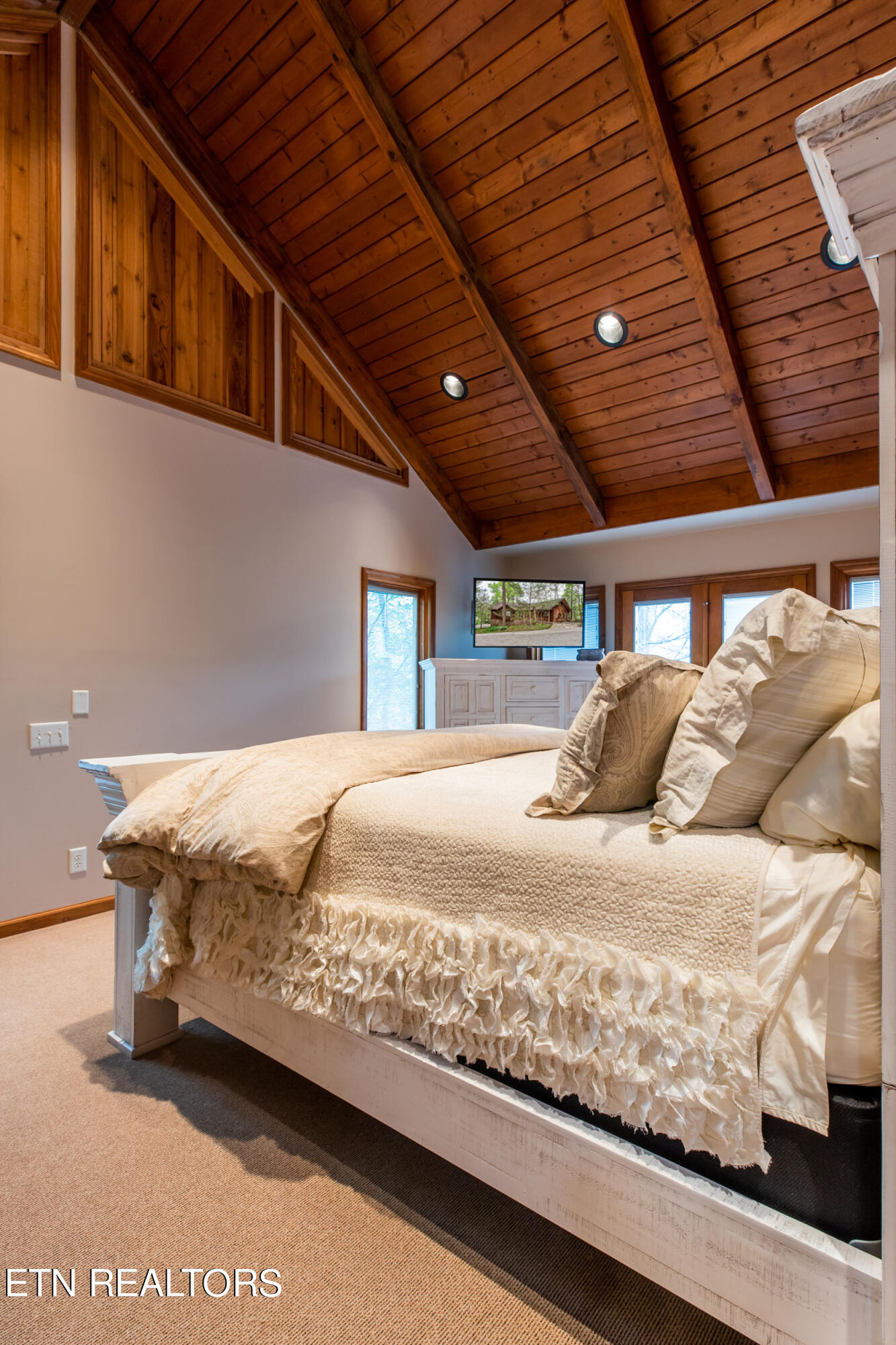 165 Hemlock Bluff Lane