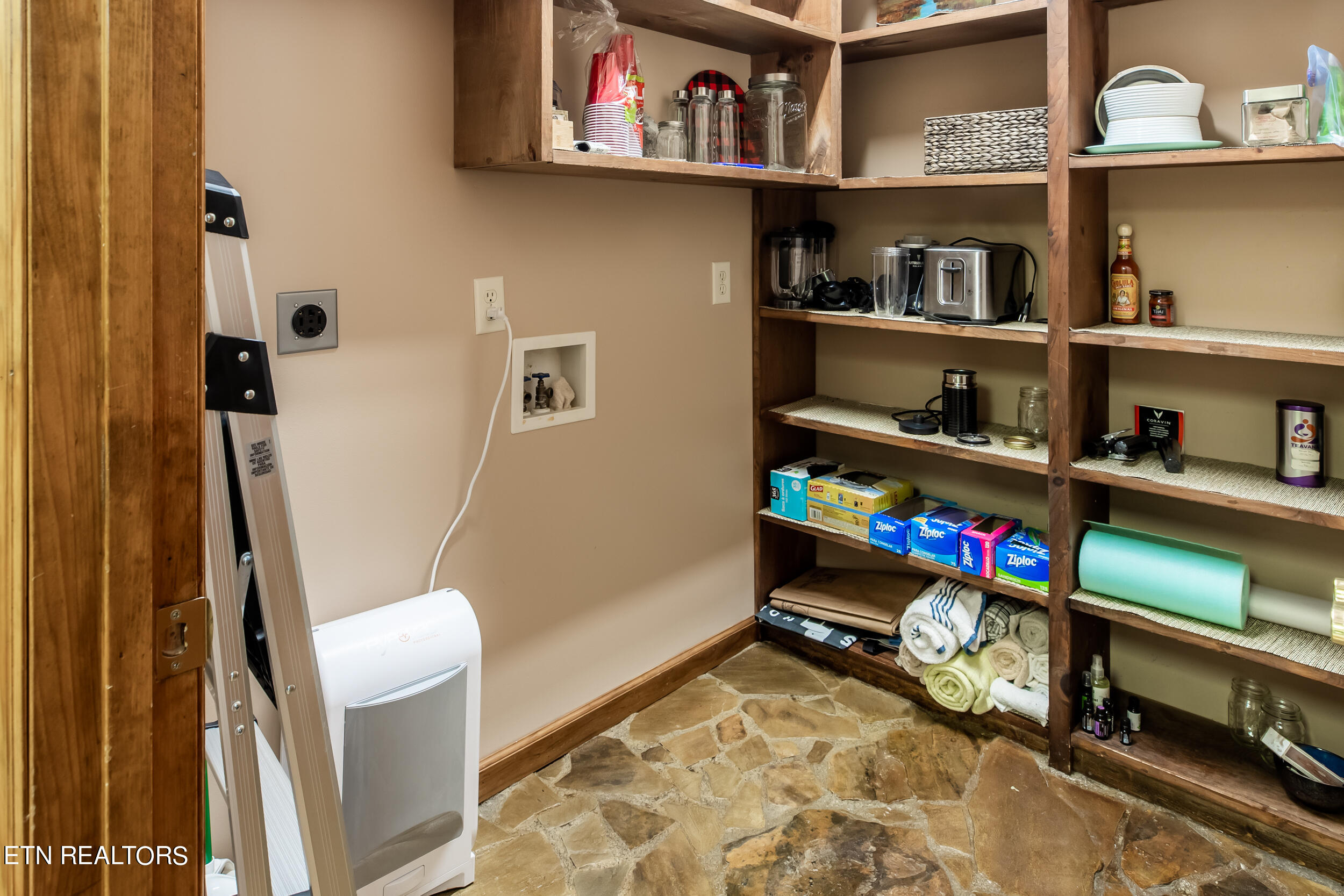 165 Hemlock Bluff Lane