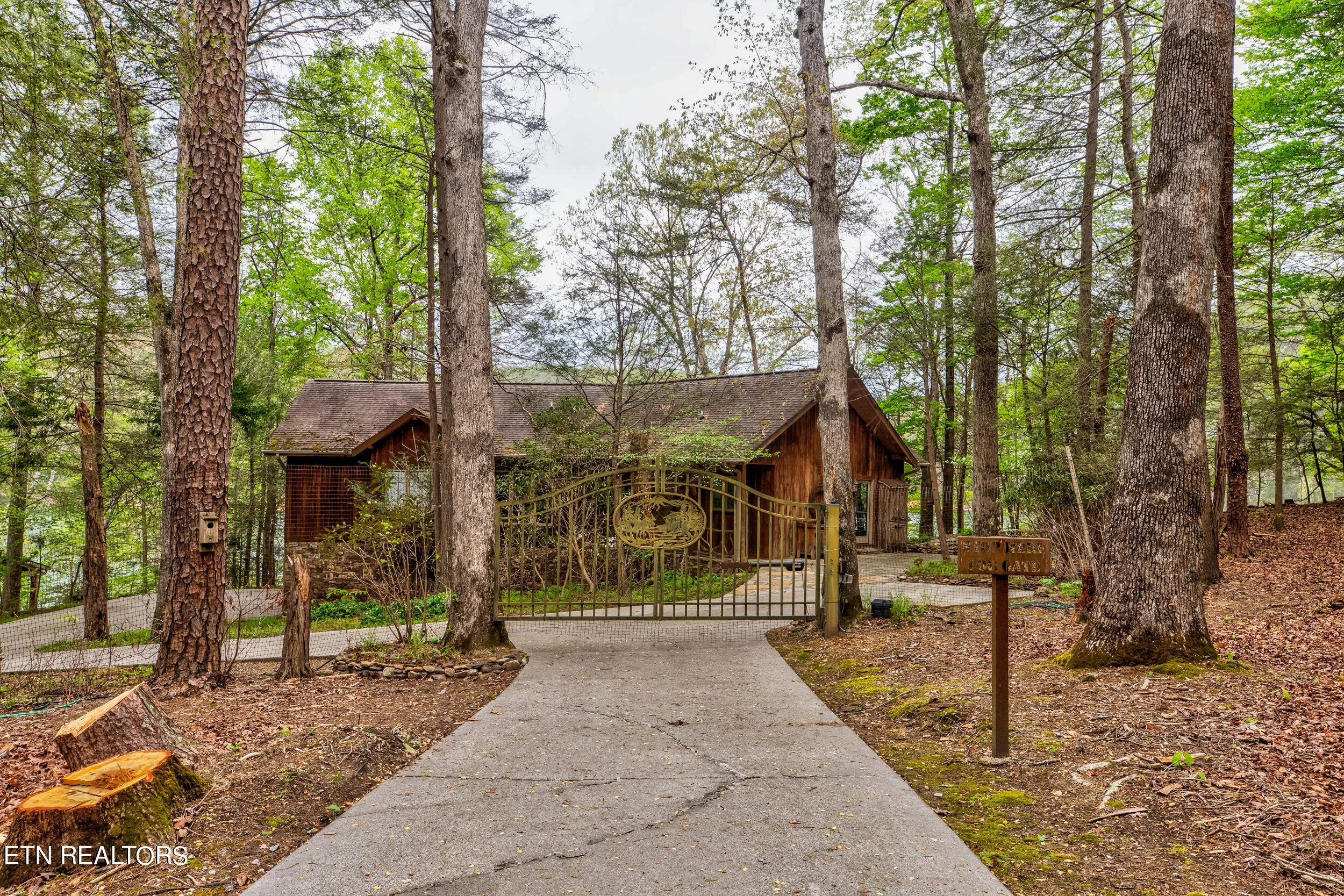 165 Hemlock Bluff Lane