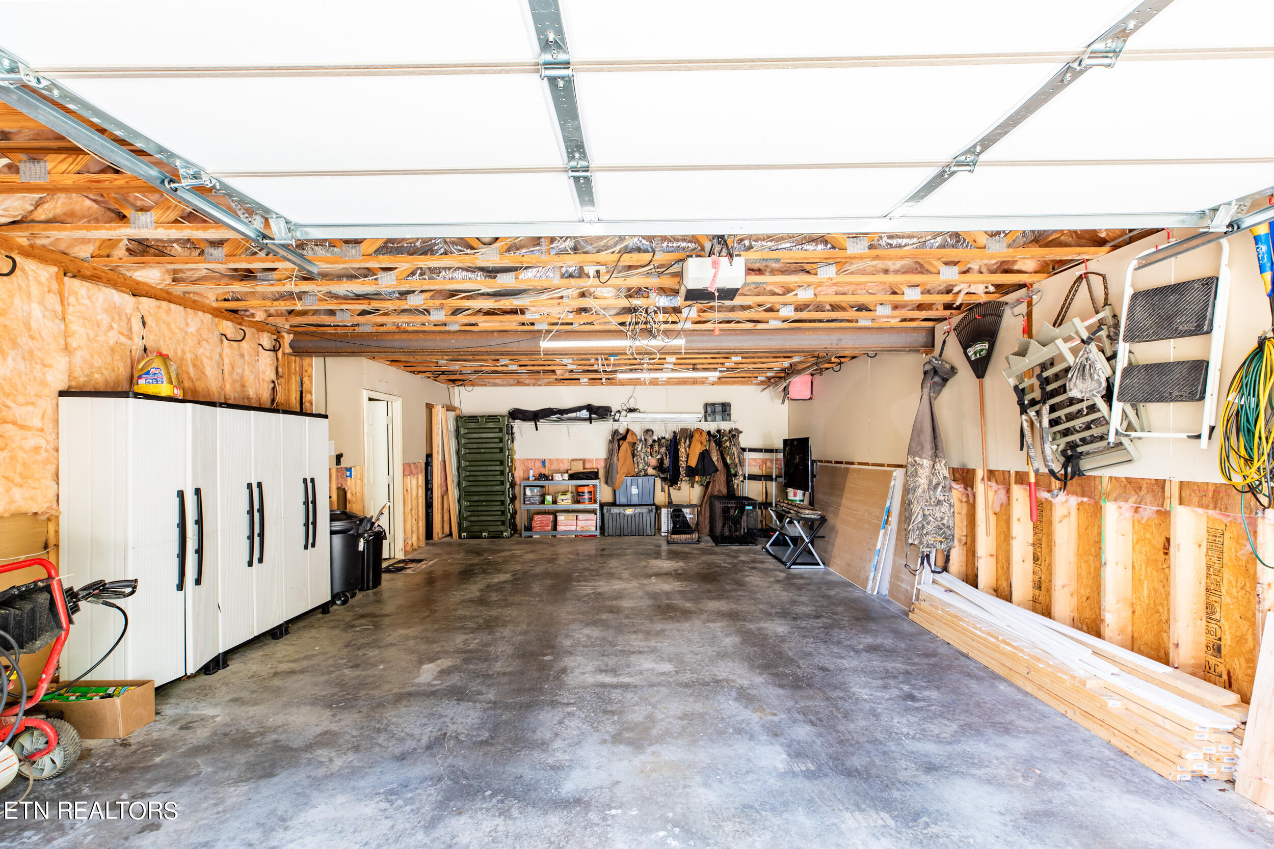 154 E Meadowbrooke Lane, LaFollette