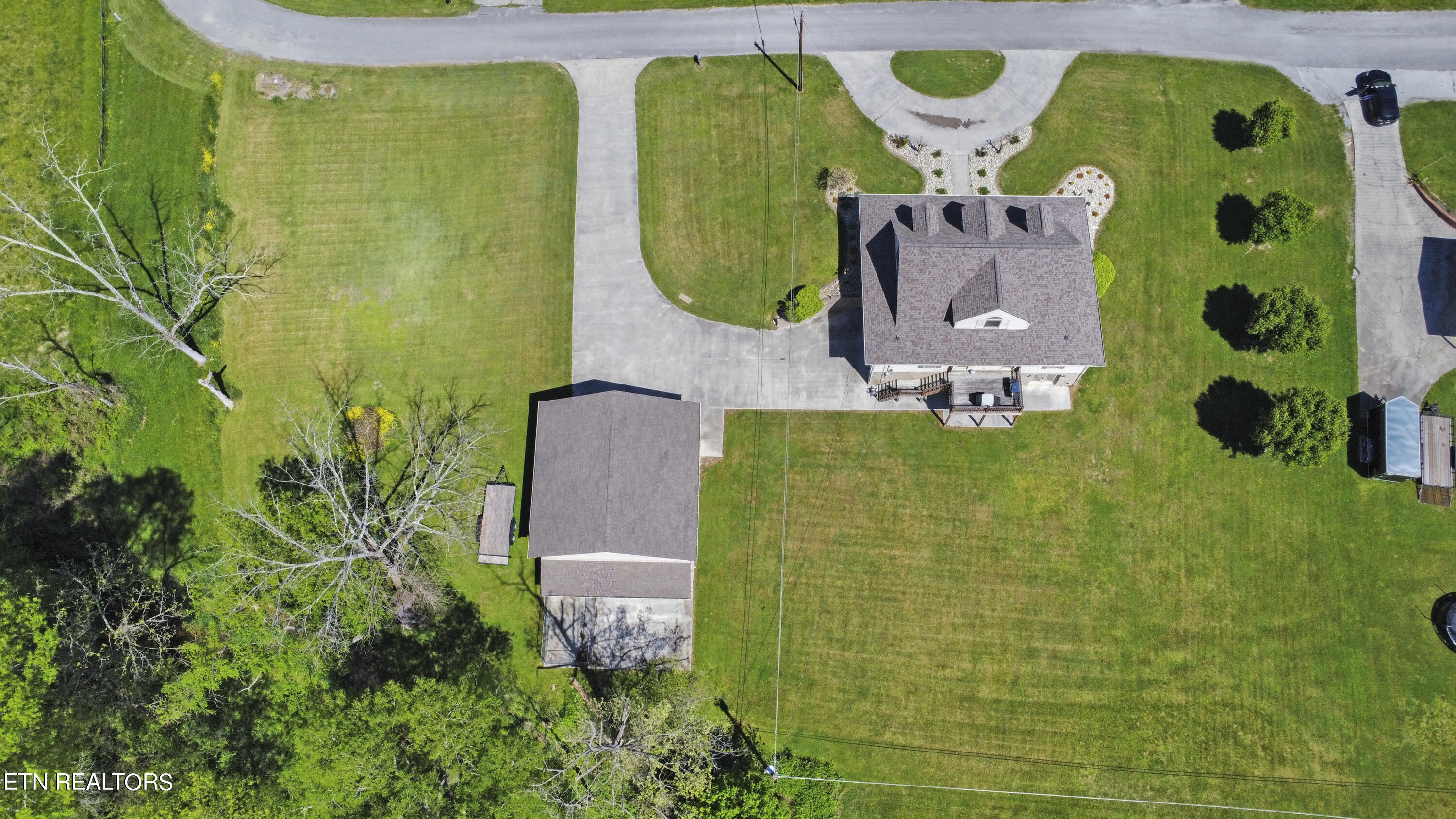 154 E Meadowbrooke Lane, LaFollette