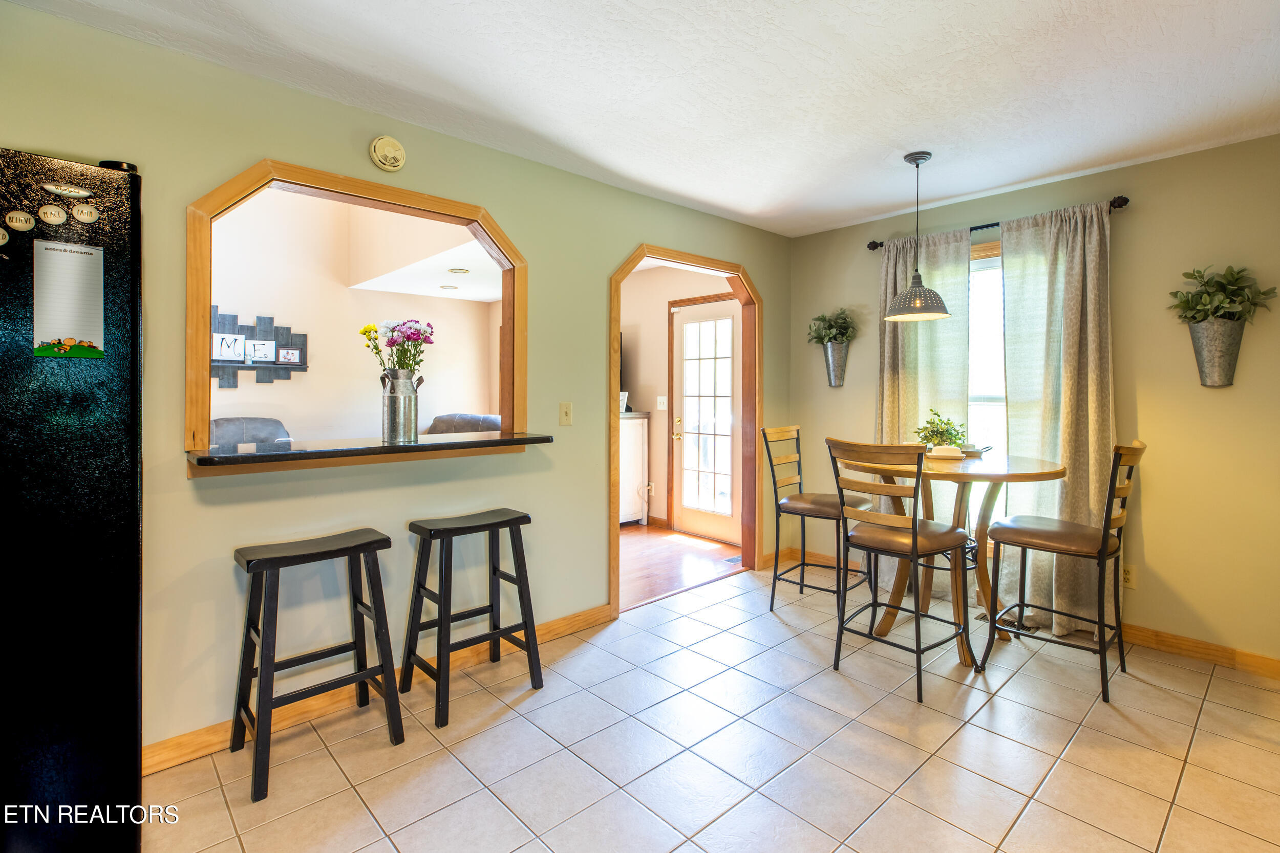 154 E Meadowbrooke Lane, LaFollette