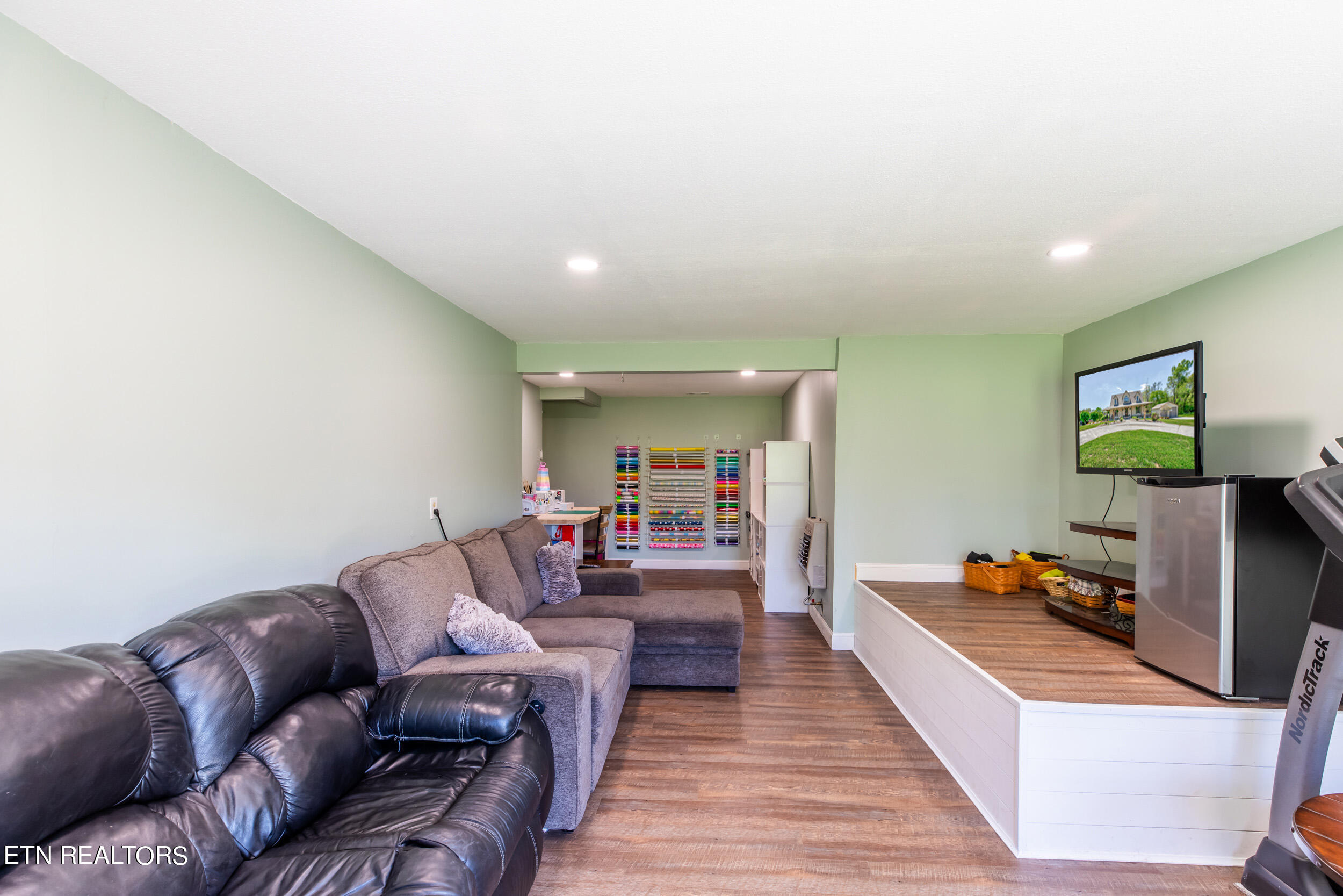 154 E Meadowbrooke Lane, LaFollette