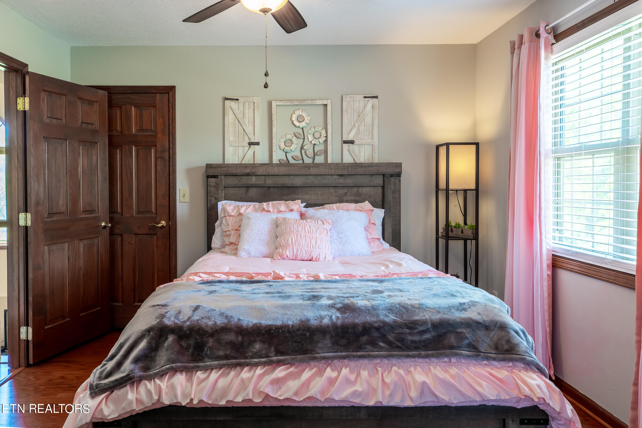 154 E Meadowbrooke Lane, LaFollette