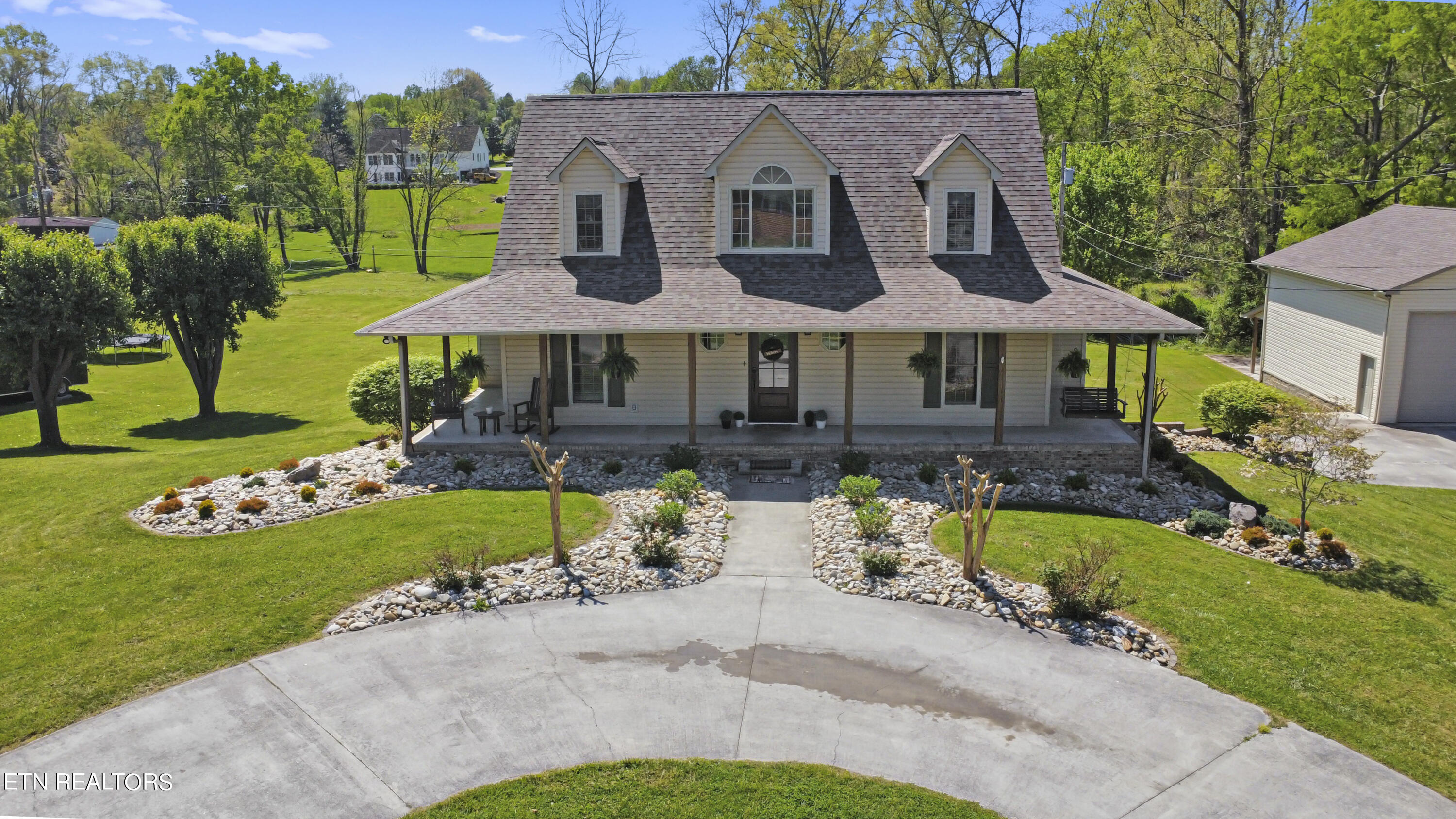 154 E Meadowbrooke Lane, LaFollette