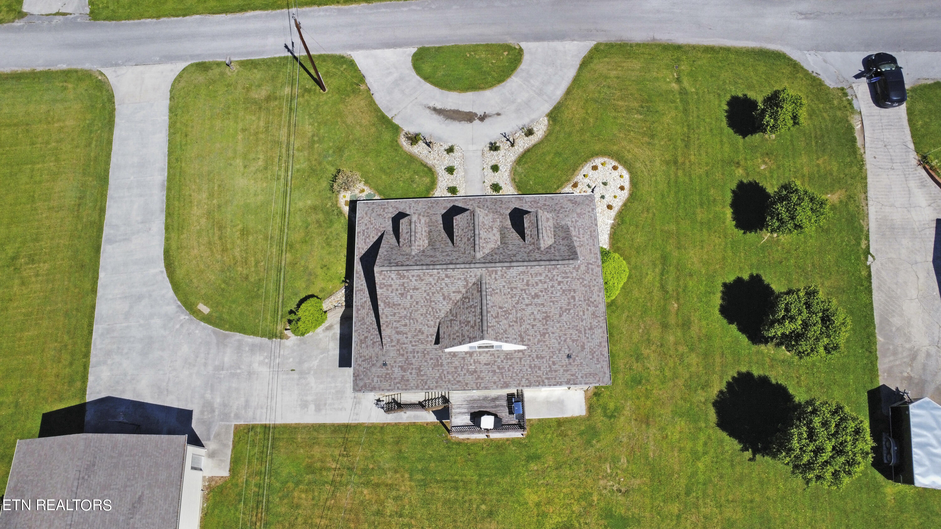 154 E Meadowbrooke Lane, LaFollette