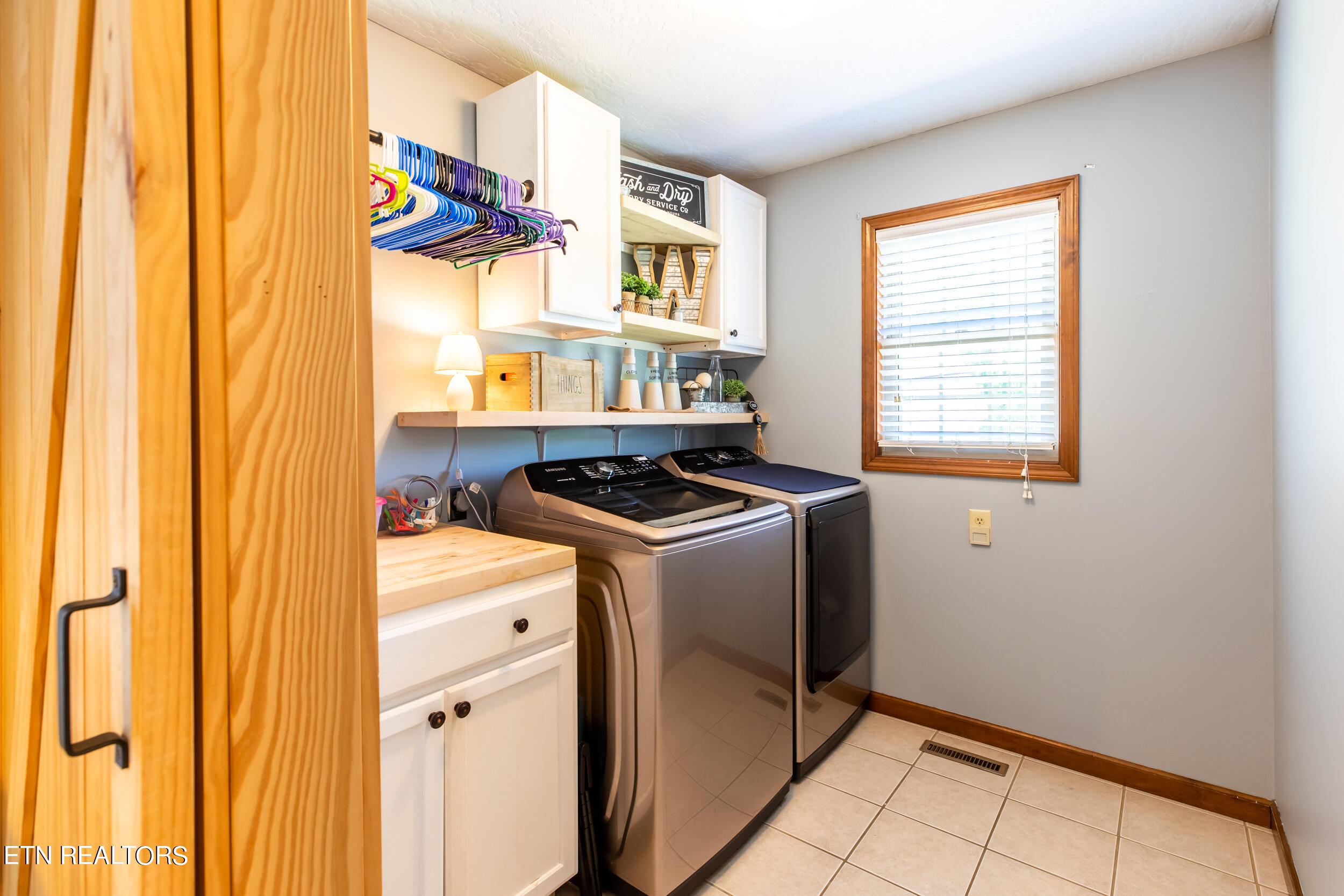 154 E Meadowbrooke Lane, LaFollette